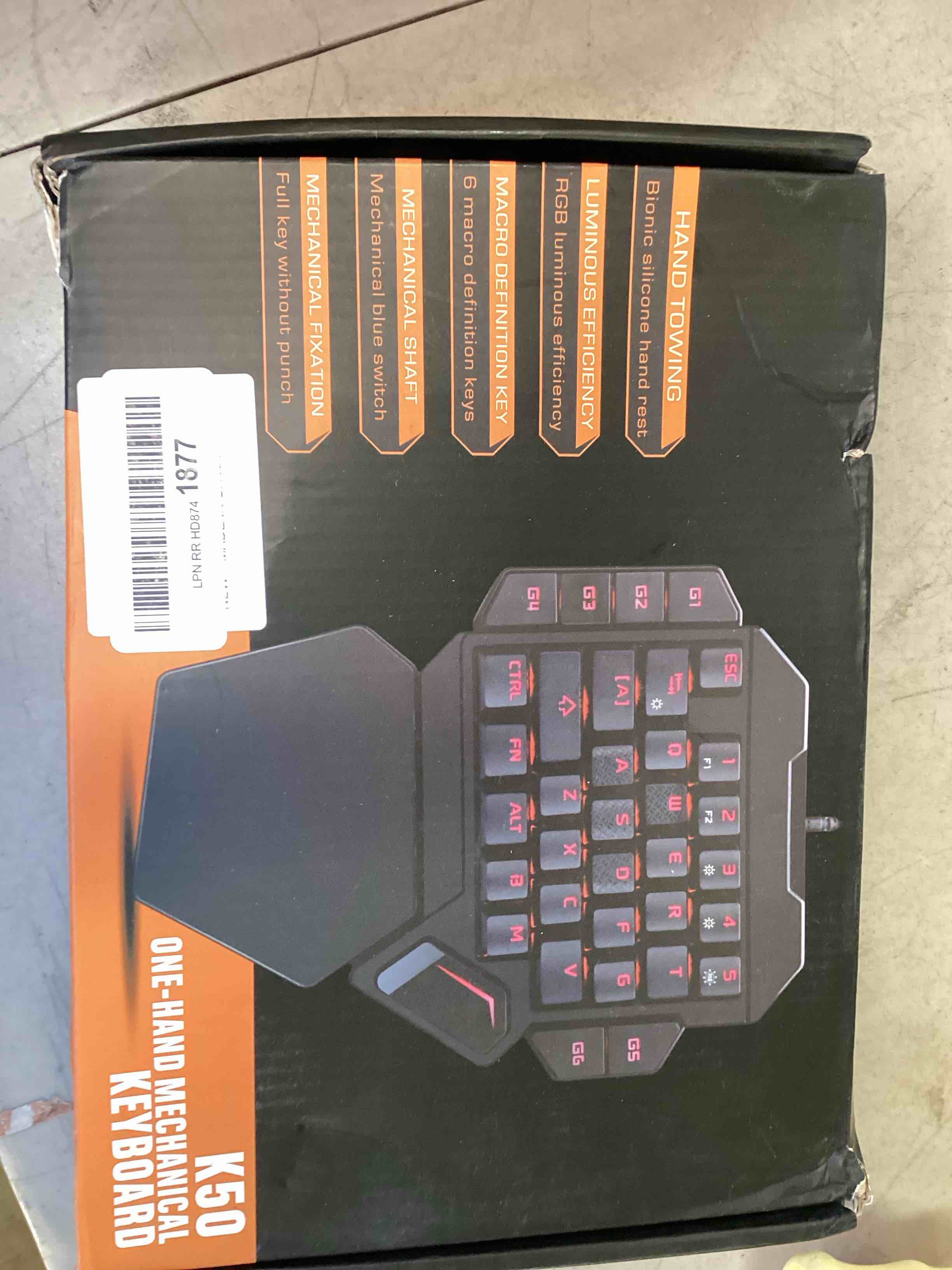 https://s3.amazonaws.com/lotting-images-prod/bidfta/RED6422201_1718450544221.jpeg