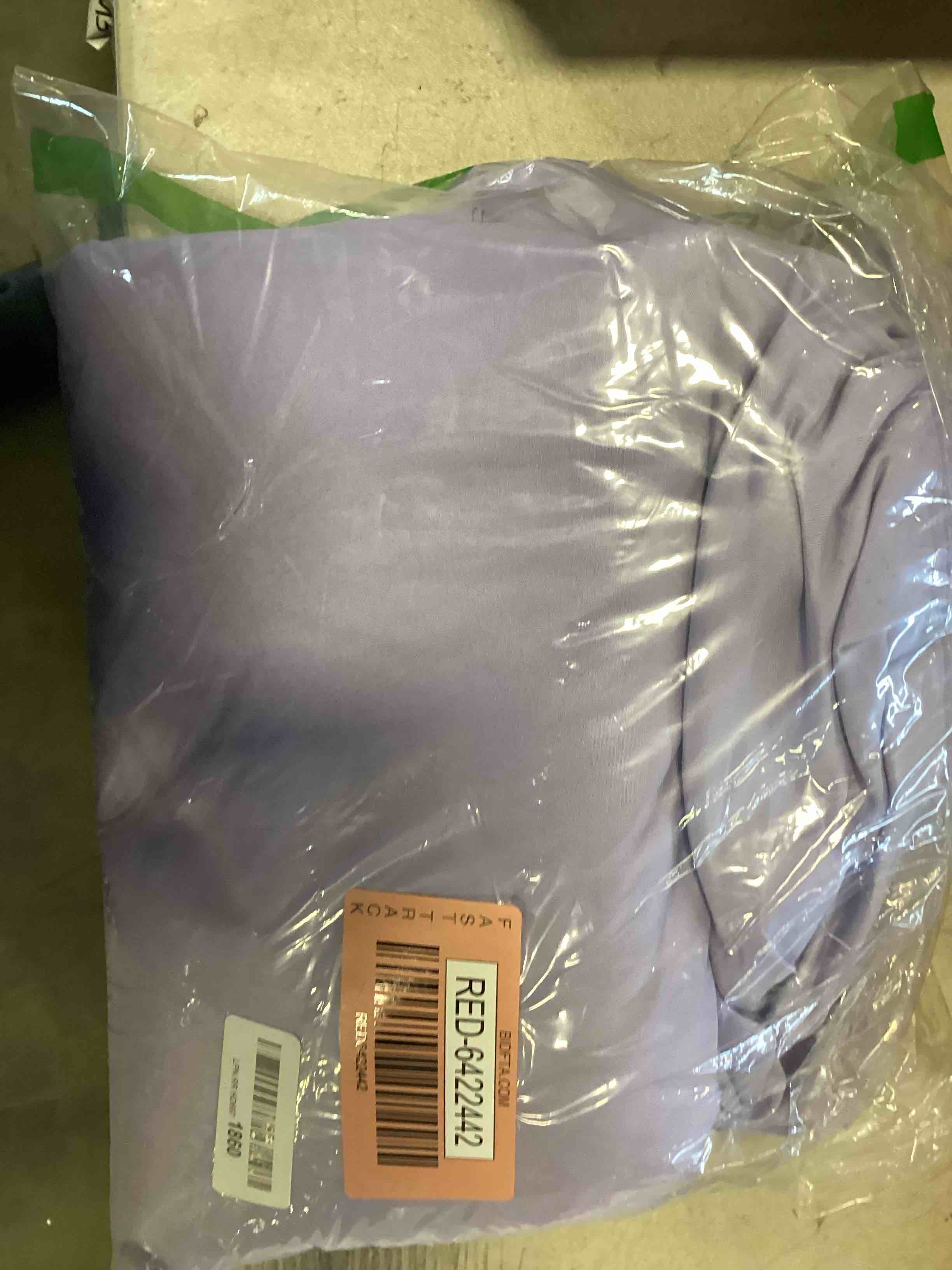https://s3.amazonaws.com/lotting-images-prod/bidfta/RED6422442_1718478899486.jpeg