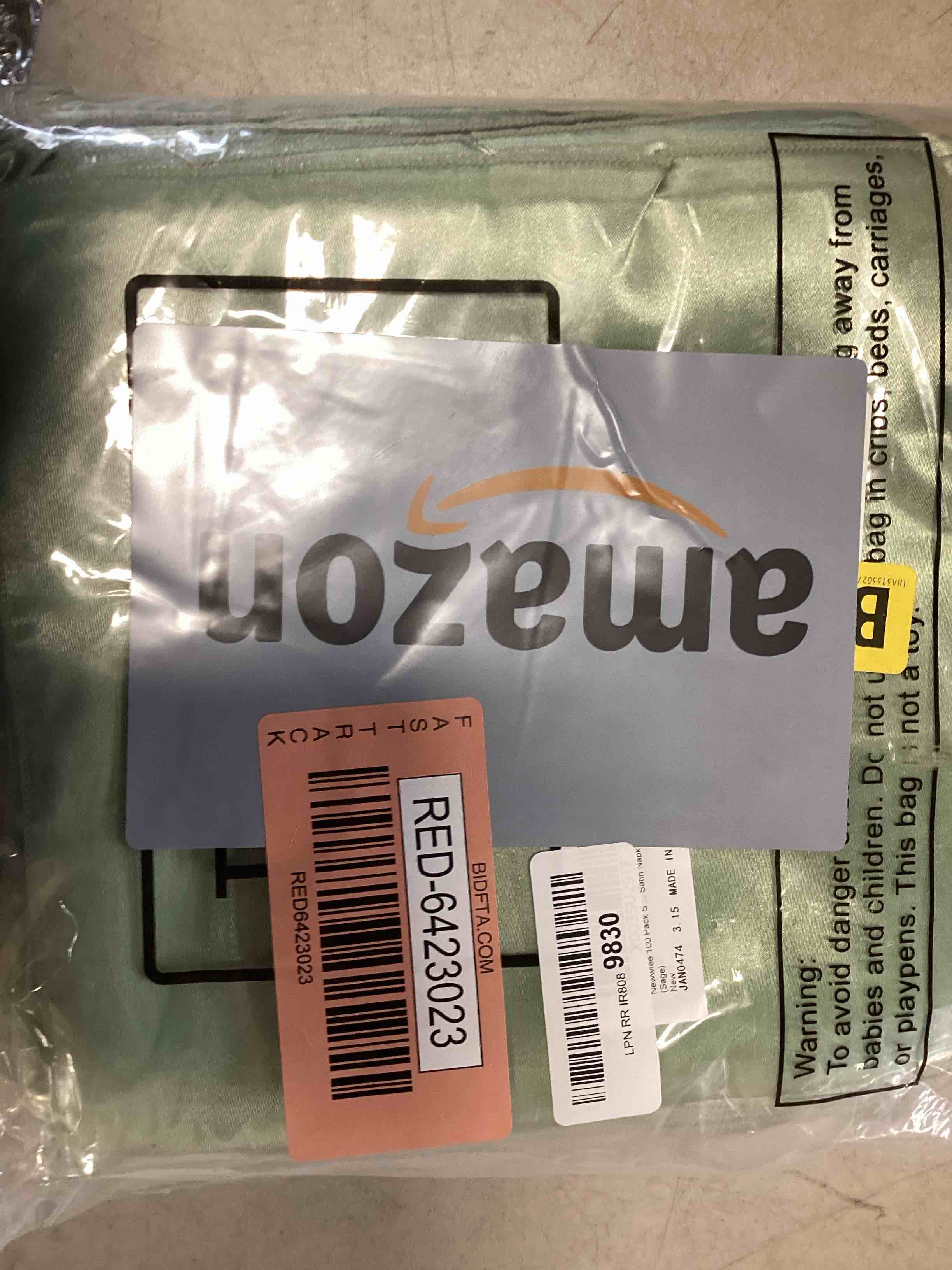 https://s3.amazonaws.com/lotting-images-prod/bidfta/RED6423023_1718802454082.jpeg