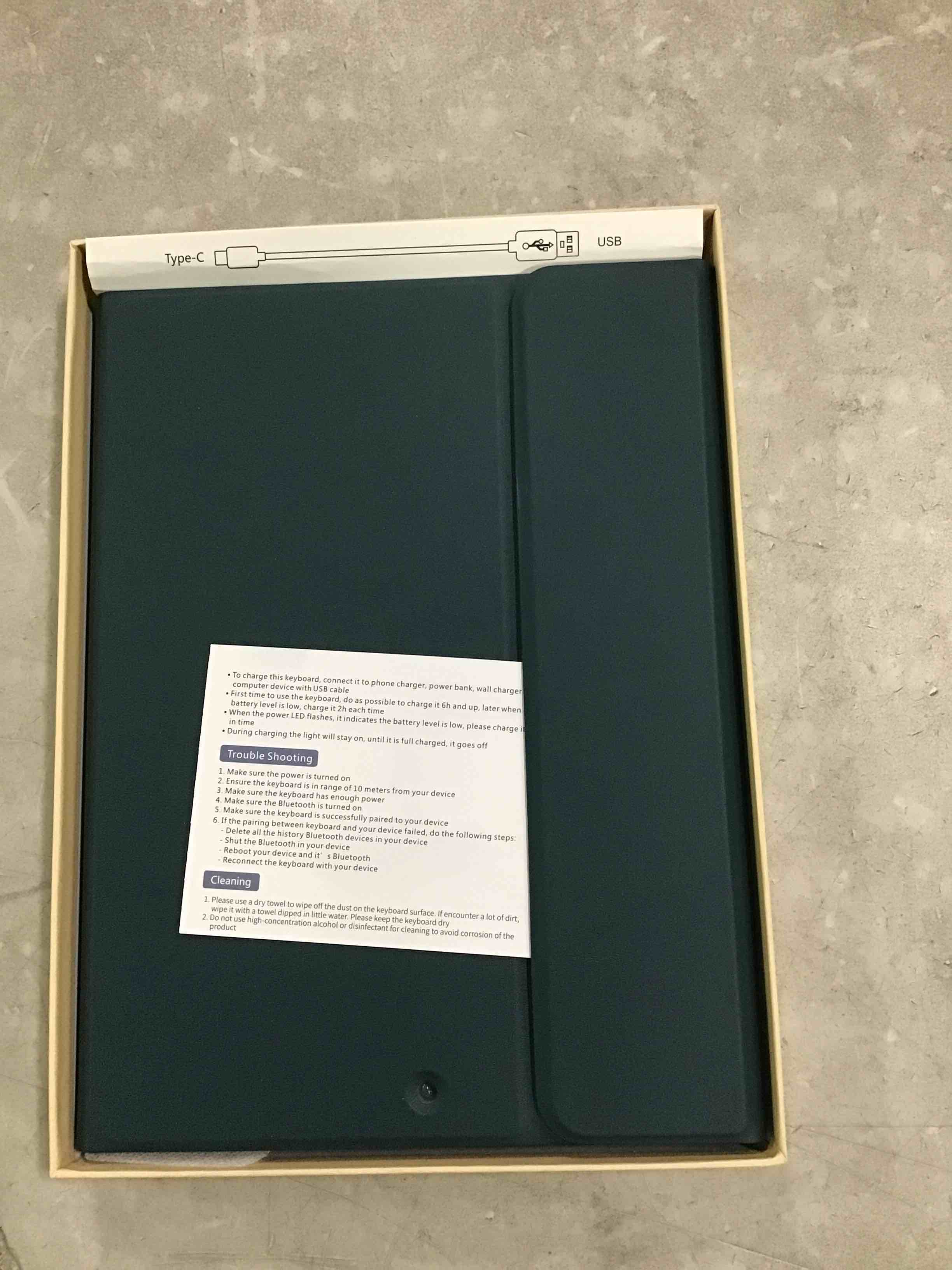 https://s3.amazonaws.com/lotting-images-prod/bidfta/RED6424630_1718972996880.jpeg