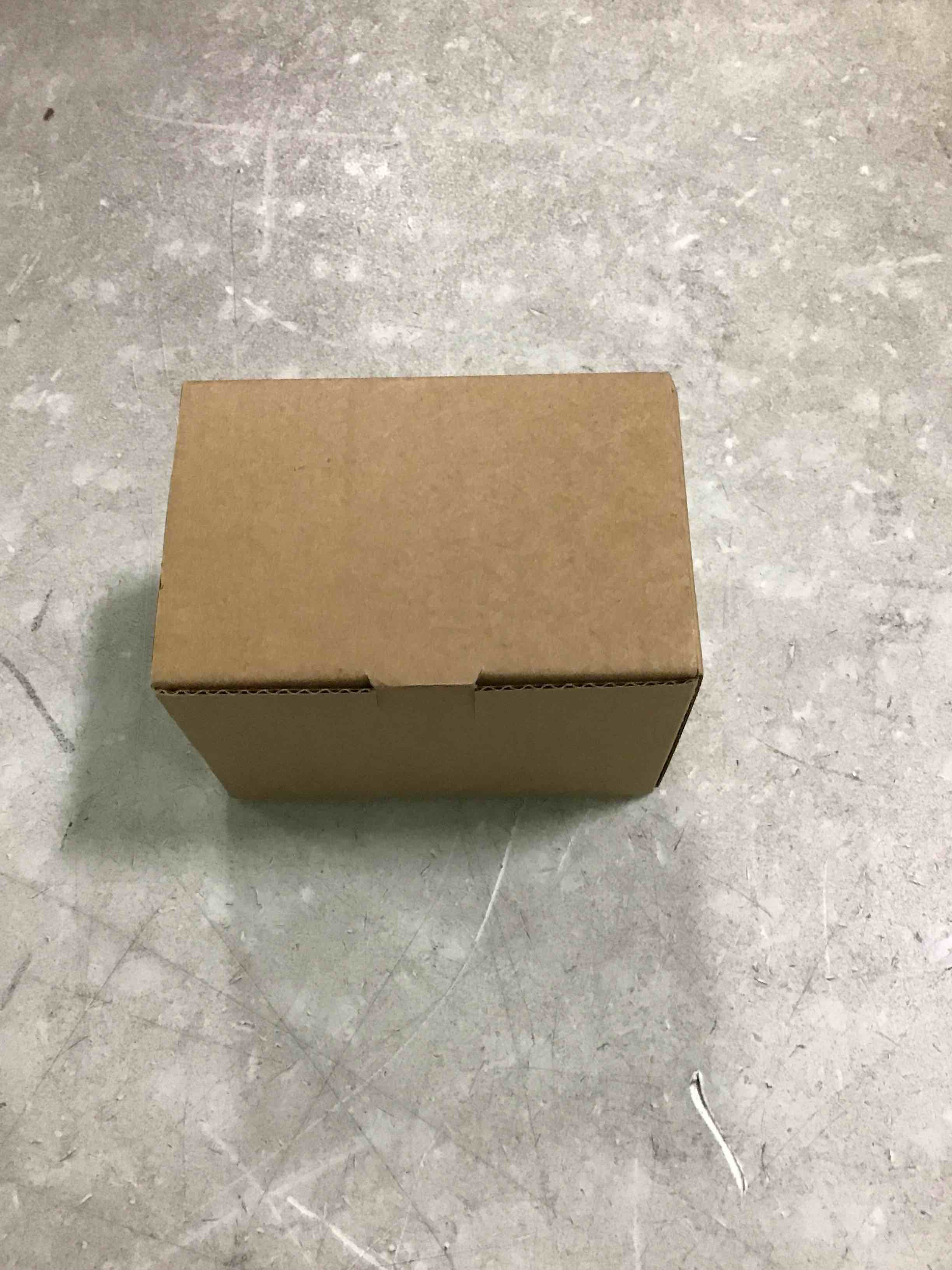 https://s3.amazonaws.com/lotting-images-prod/bidfta/RED6424708_1718980939368.jpeg