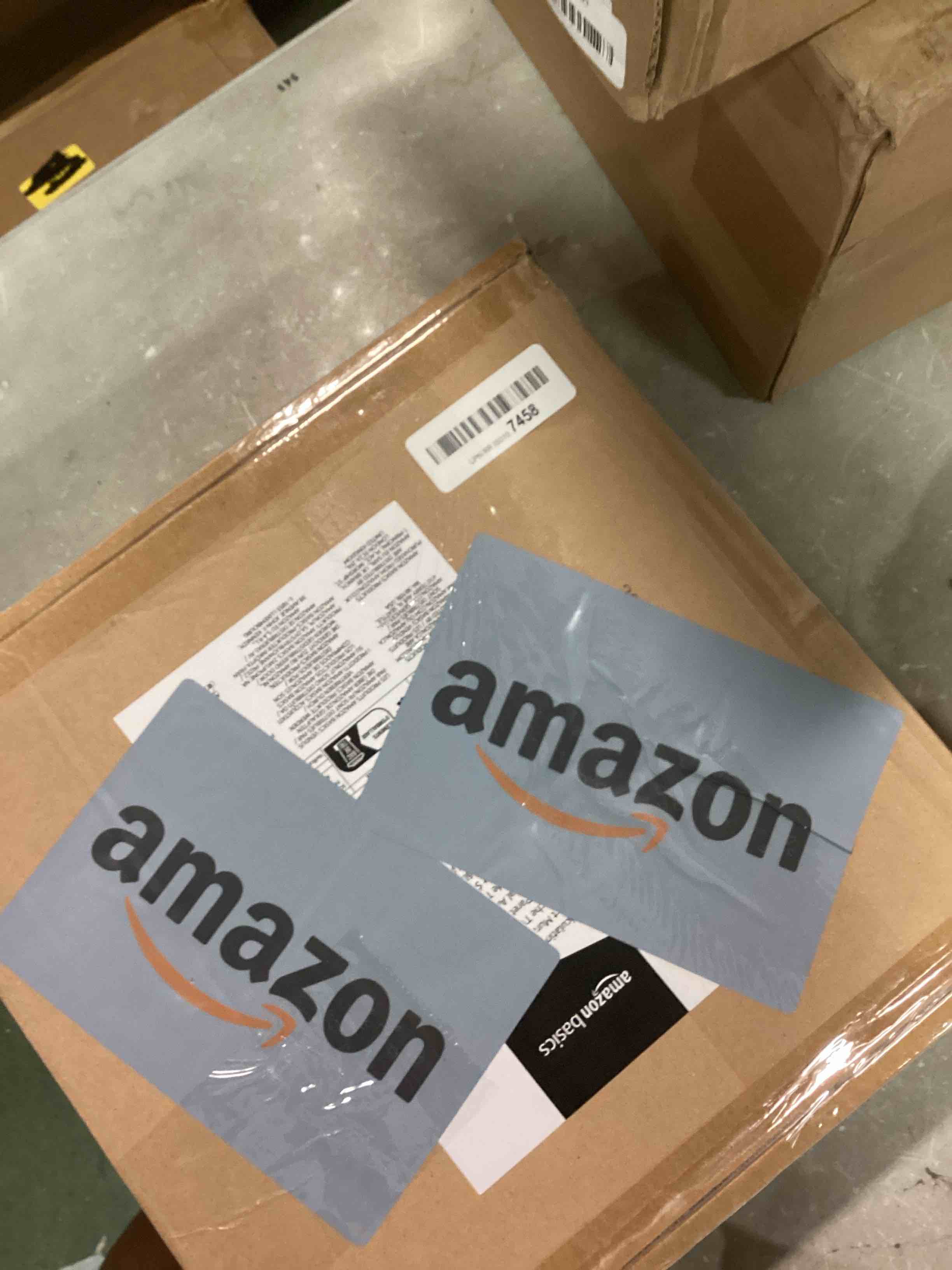 https://s3.amazonaws.com/lotting-images-prod/bidfta/RED6425330_1718724175797.jpeg