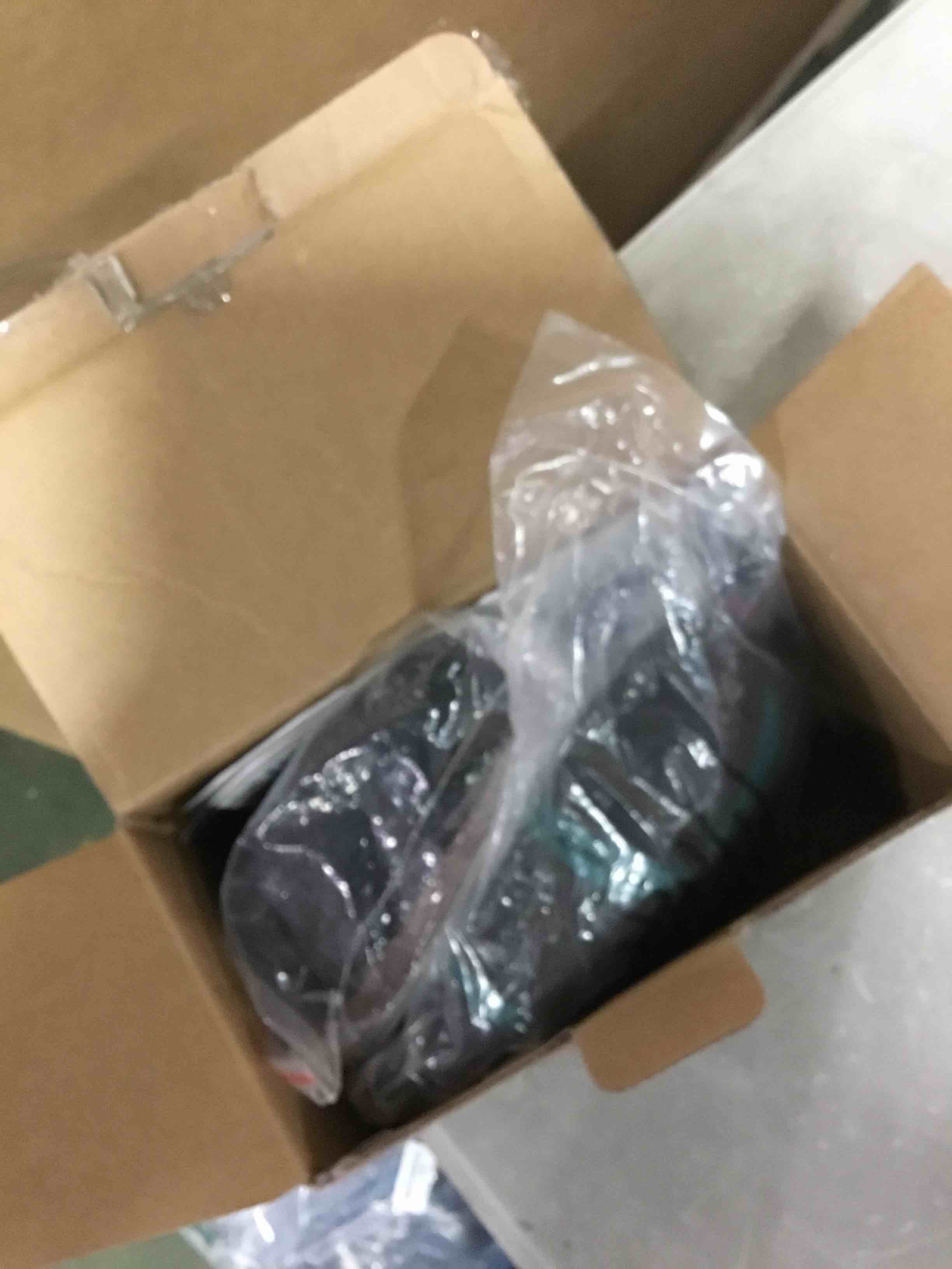 https://s3.amazonaws.com/lotting-images-prod/bidfta/RED6425954_1718895896223.jpeg
