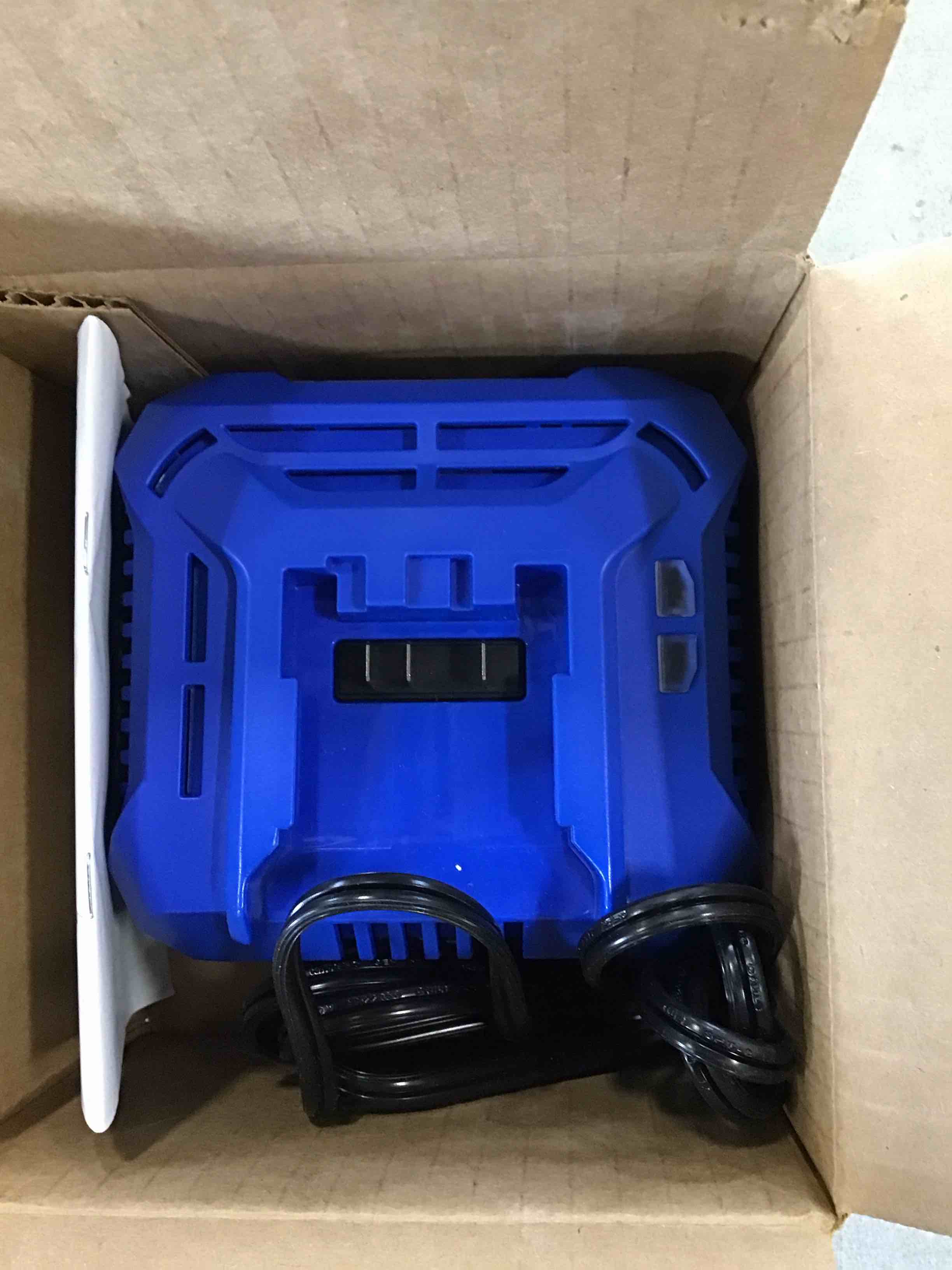 https://s3.amazonaws.com/lotting-images-prod/bidfta/RED6427272_1718996764364.jpeg