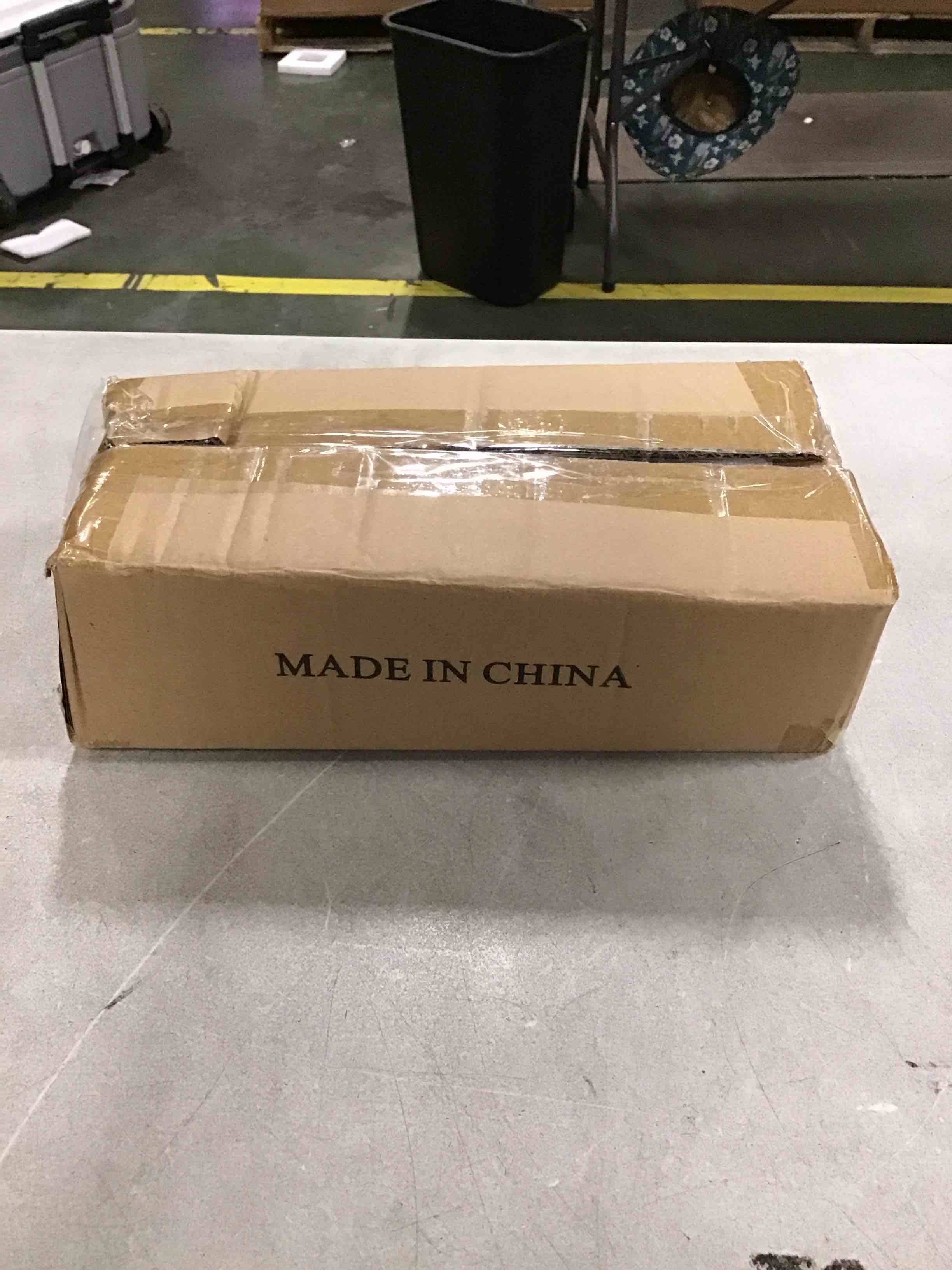 https://s3.amazonaws.com/lotting-images-prod/bidfta/RED6427538_1719372653103.jpeg