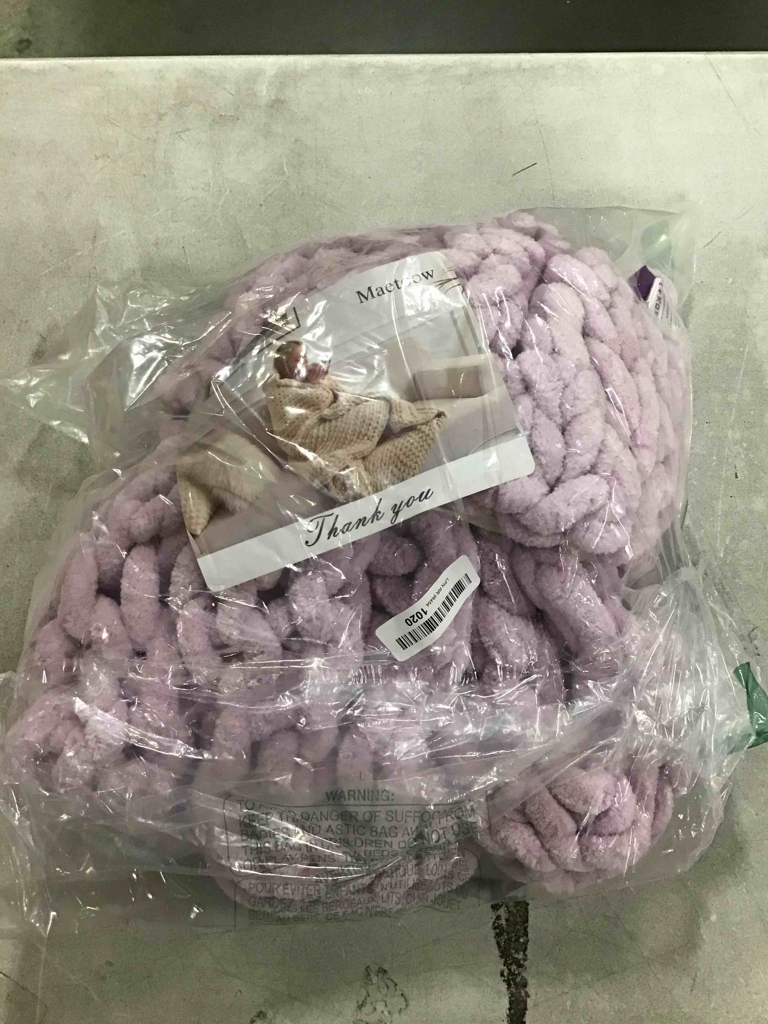 https://s3.amazonaws.com/lotting-images-prod/bidfta/RED6427613_1719377849873.jpeg