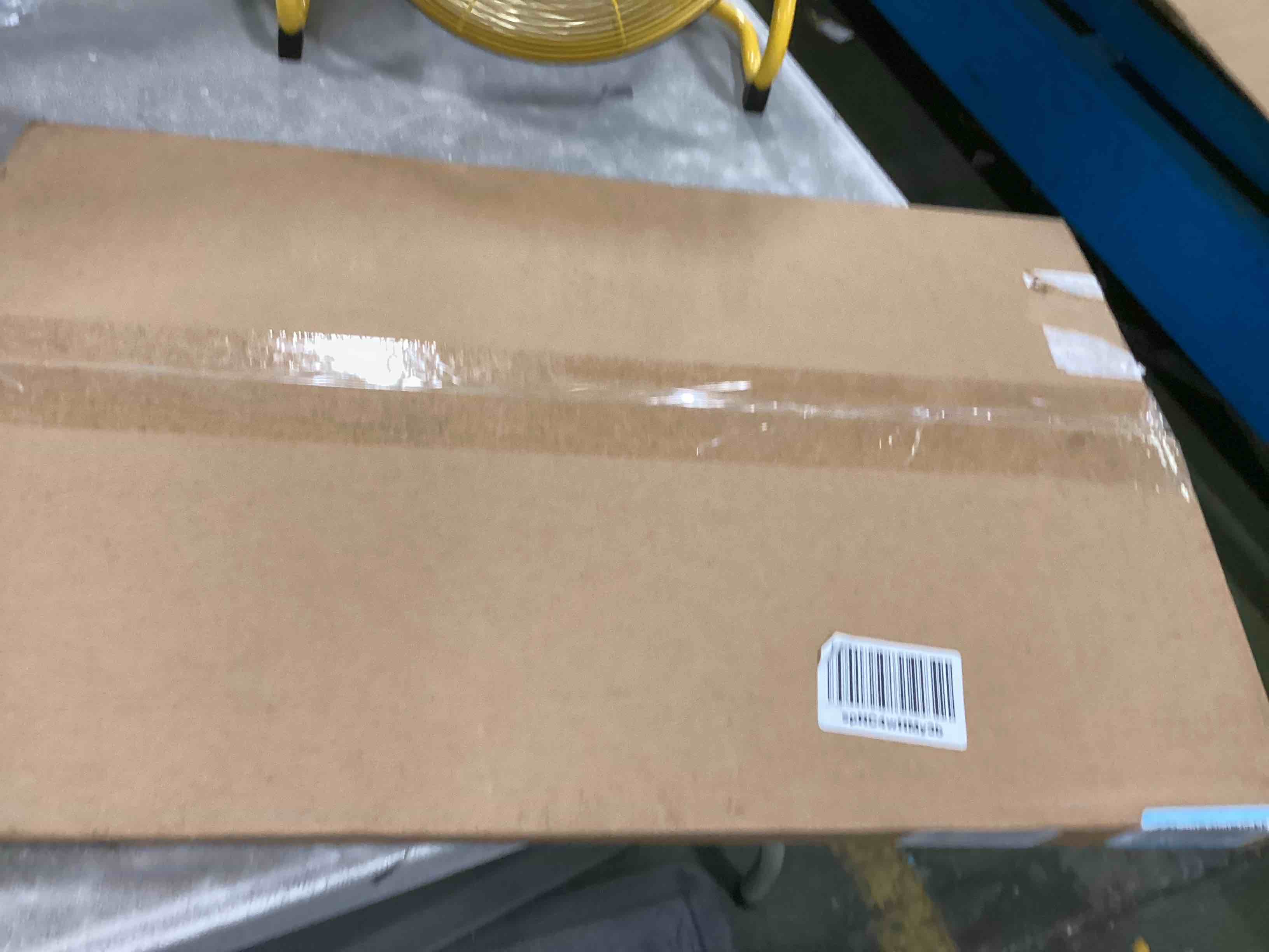 https://s3.amazonaws.com/lotting-images-prod/bidfta/RED6428026_1719407365764.jpeg
