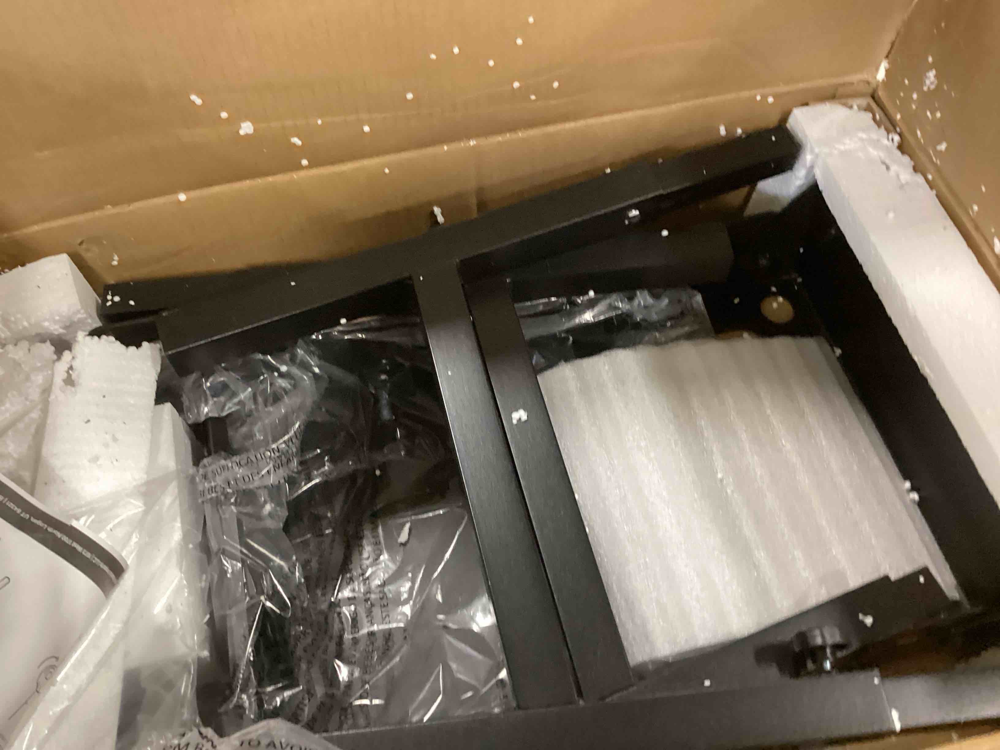 https://s3.amazonaws.com/lotting-images-prod/bidfta/RED6428680_1719500675364.jpeg