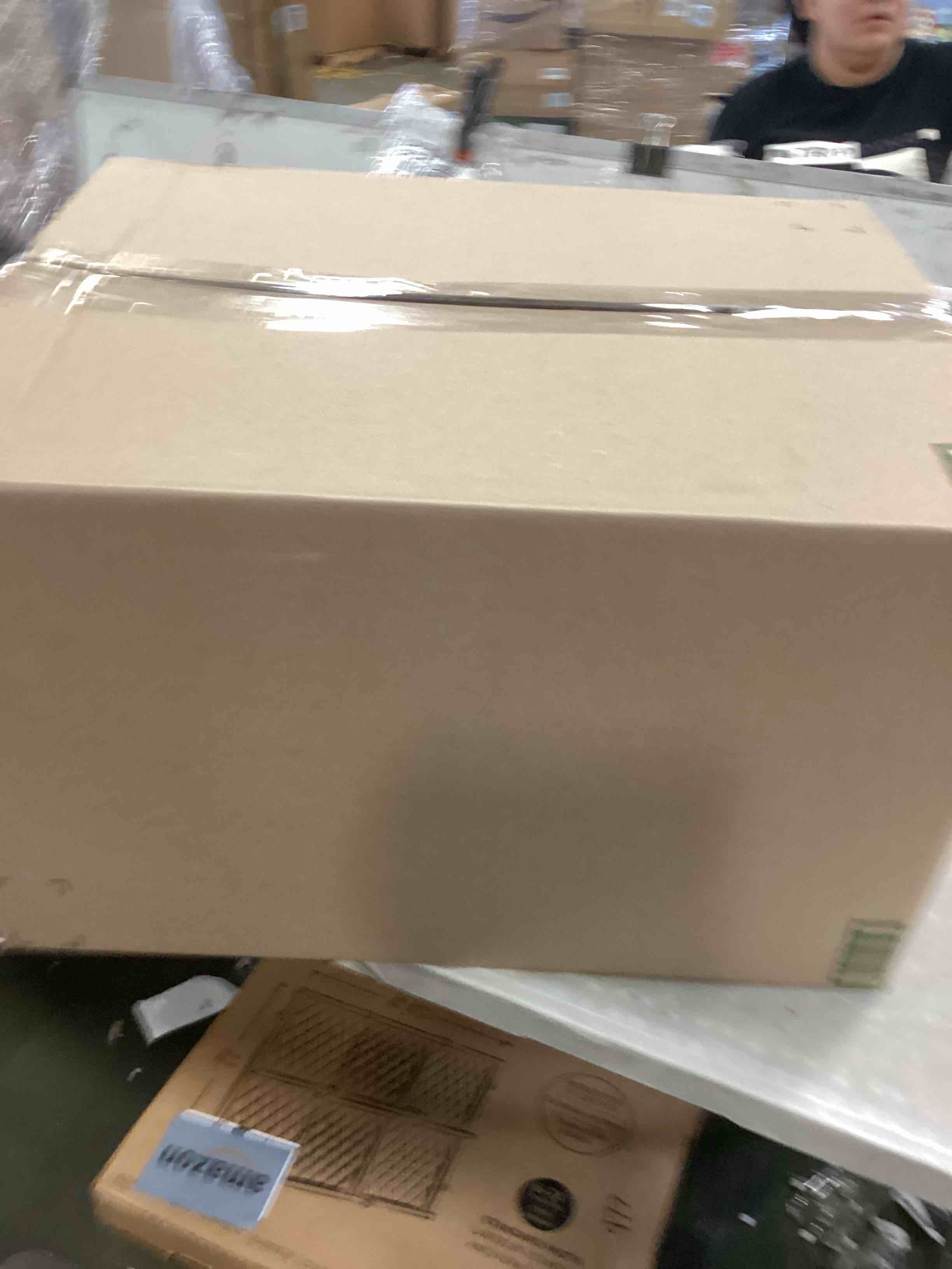 https://s3.amazonaws.com/lotting-images-prod/bidfta/RED6429155_1719604286960.jpeg