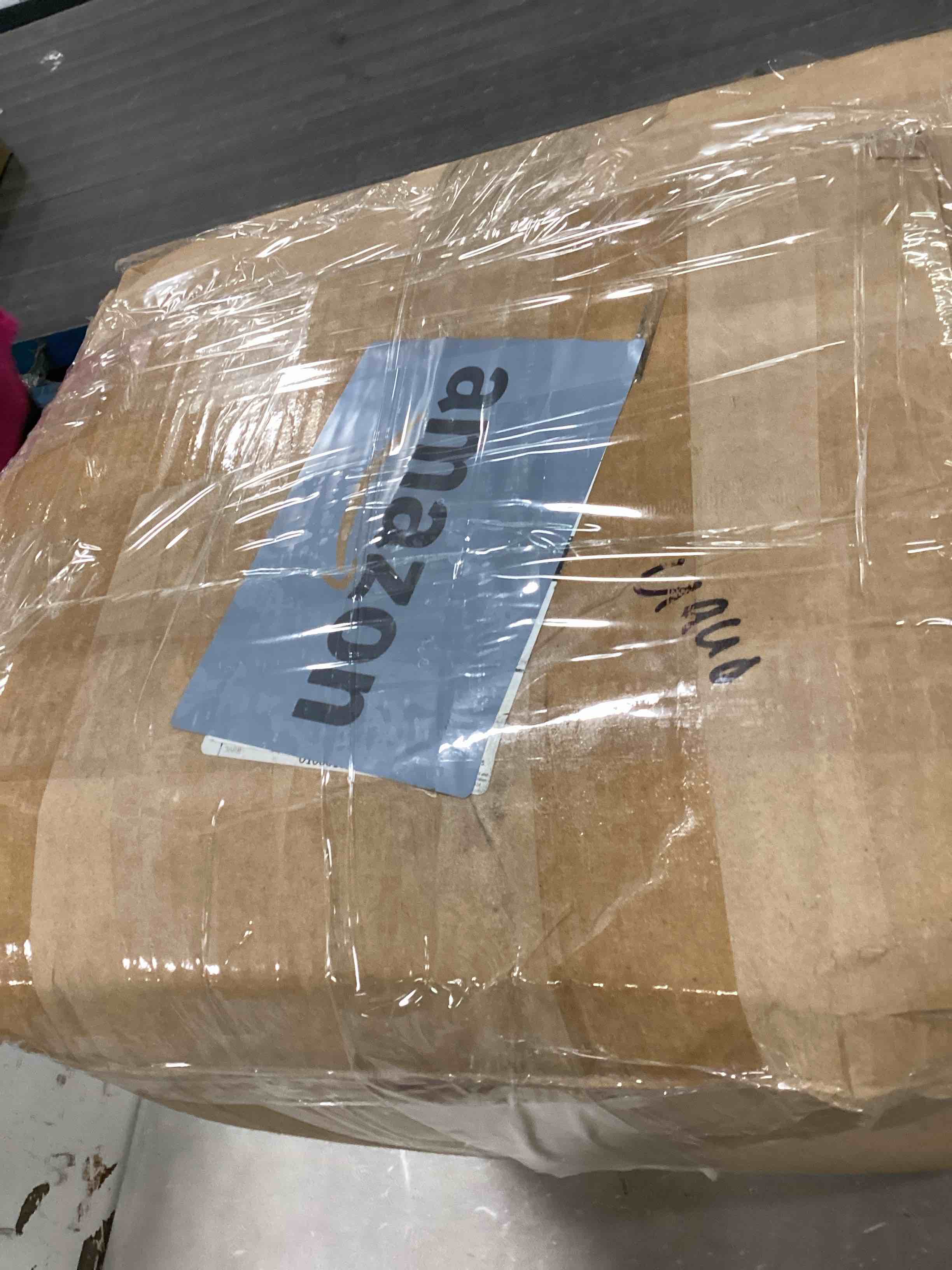 https://s3.amazonaws.com/lotting-images-prod/bidfta/RED6429257_1719634133049.jpeg