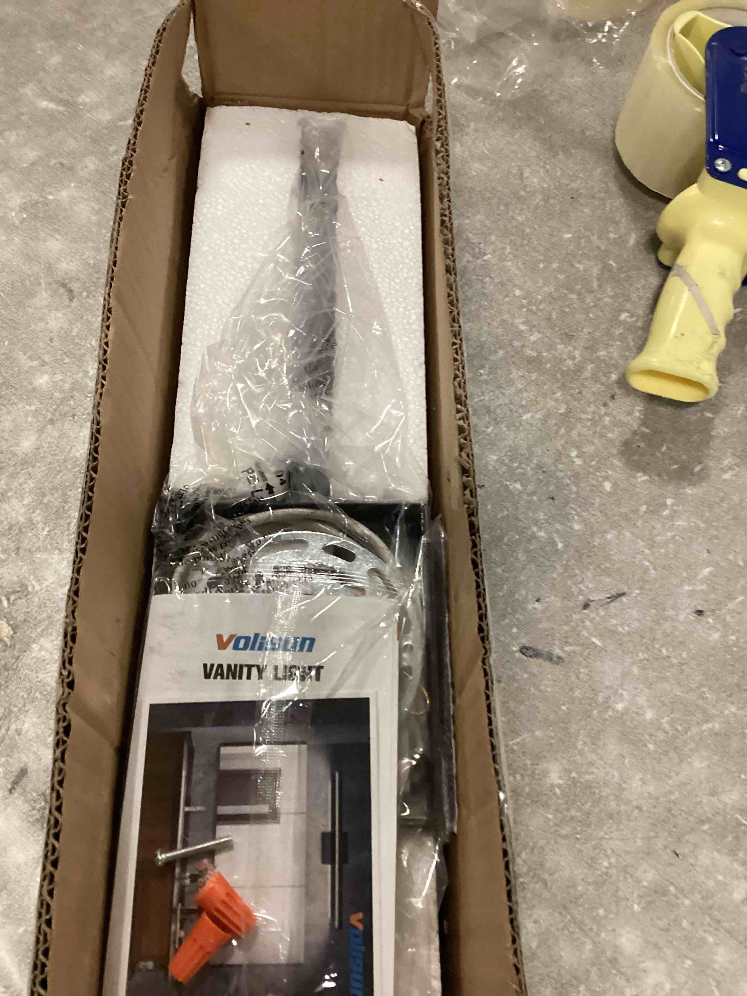 https://s3.amazonaws.com/lotting-images-prod/bidfta/RED6429694_1719530720015.jpeg