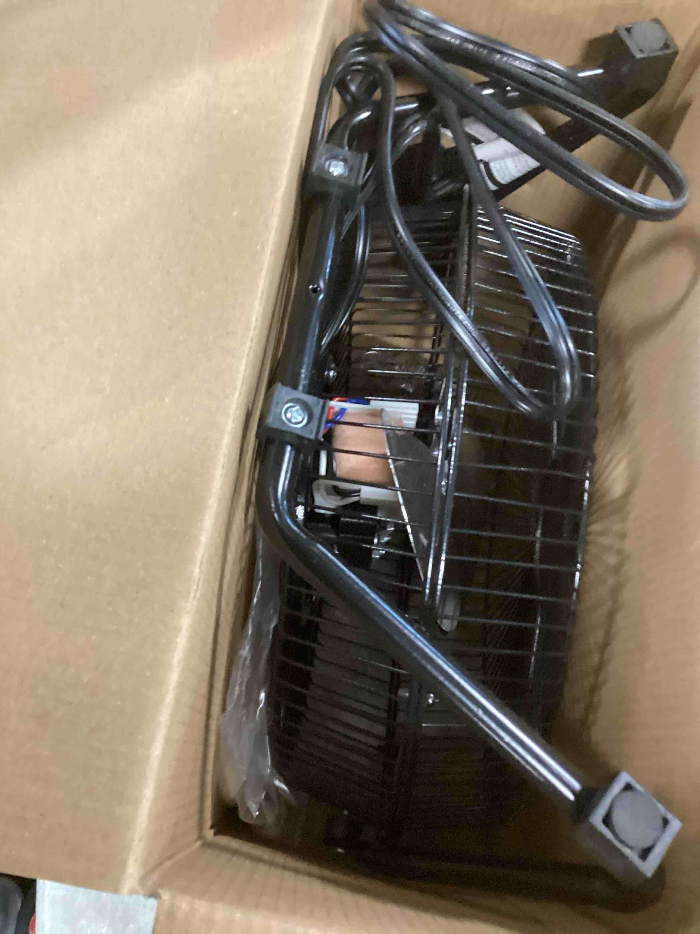 https://s3.amazonaws.com/lotting-images-prod/bidfta/RED6429804_1719575104605.jpeg