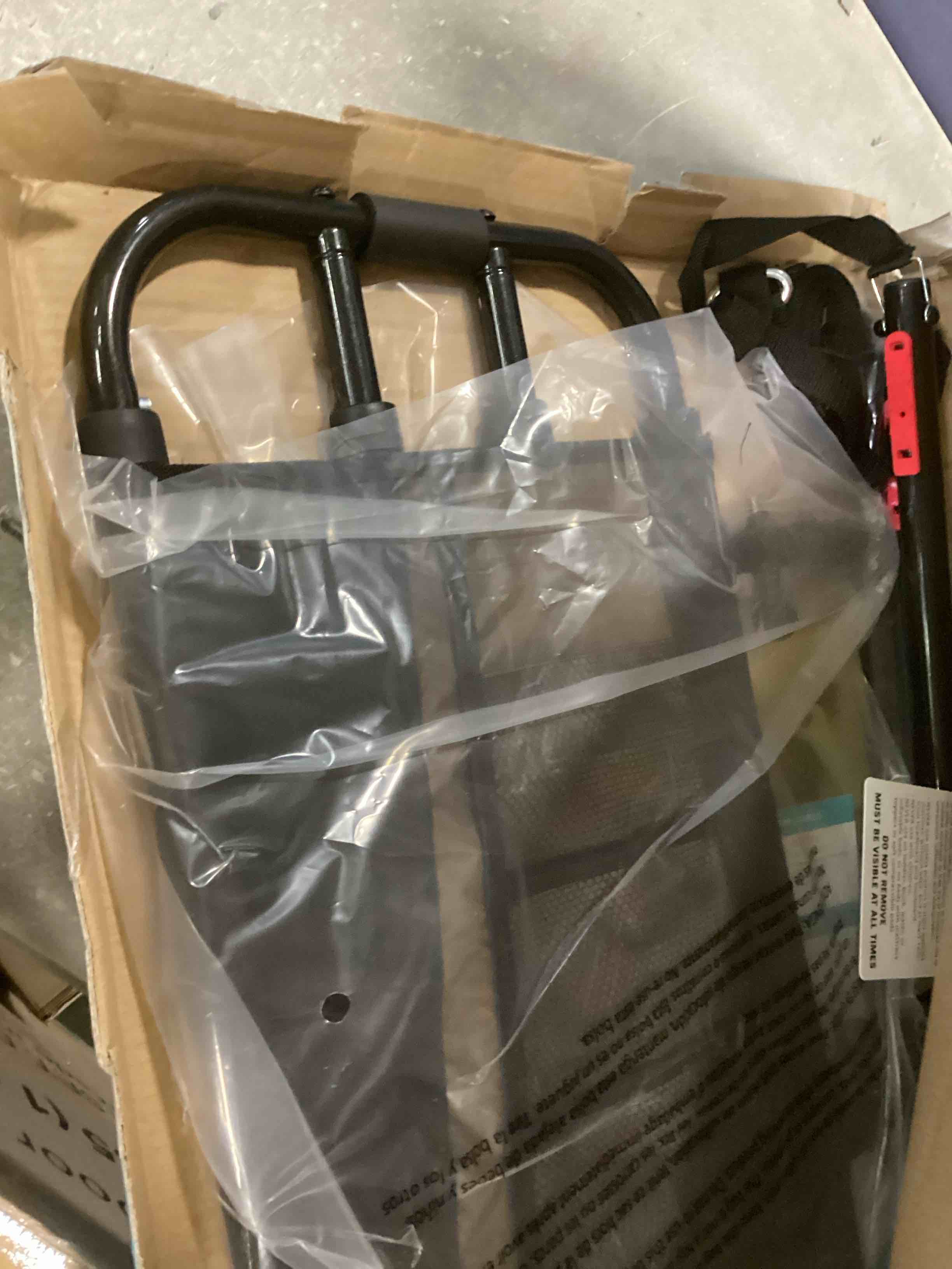https://s3.amazonaws.com/lotting-images-prod/bidfta/RED6430042_1719603111937.jpeg