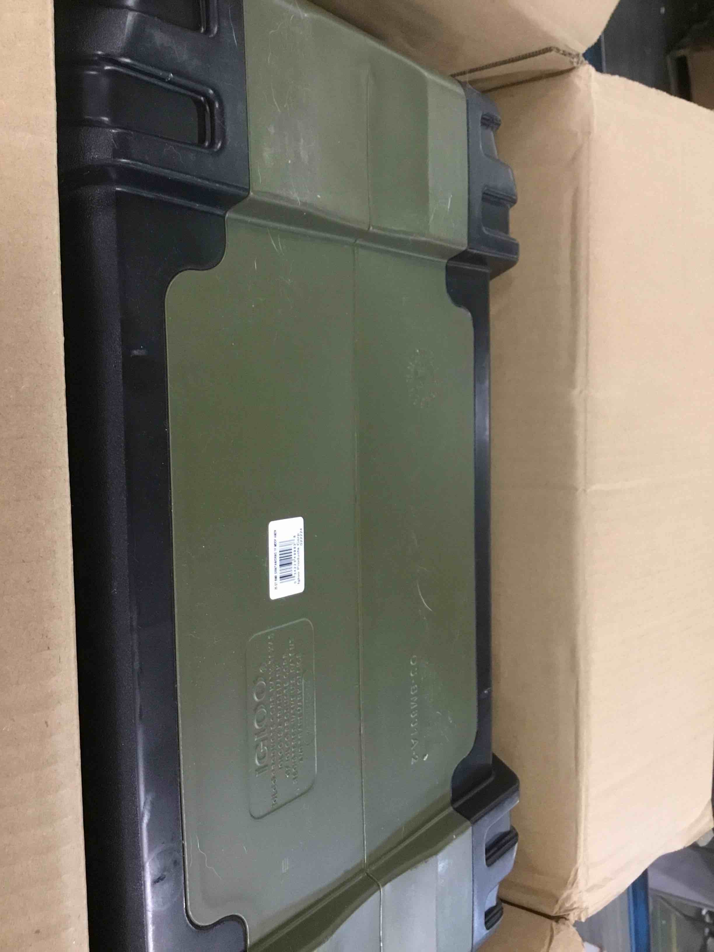 https://s3.amazonaws.com/lotting-images-prod/bidfta/RED6430144_1719627497847.jpeg