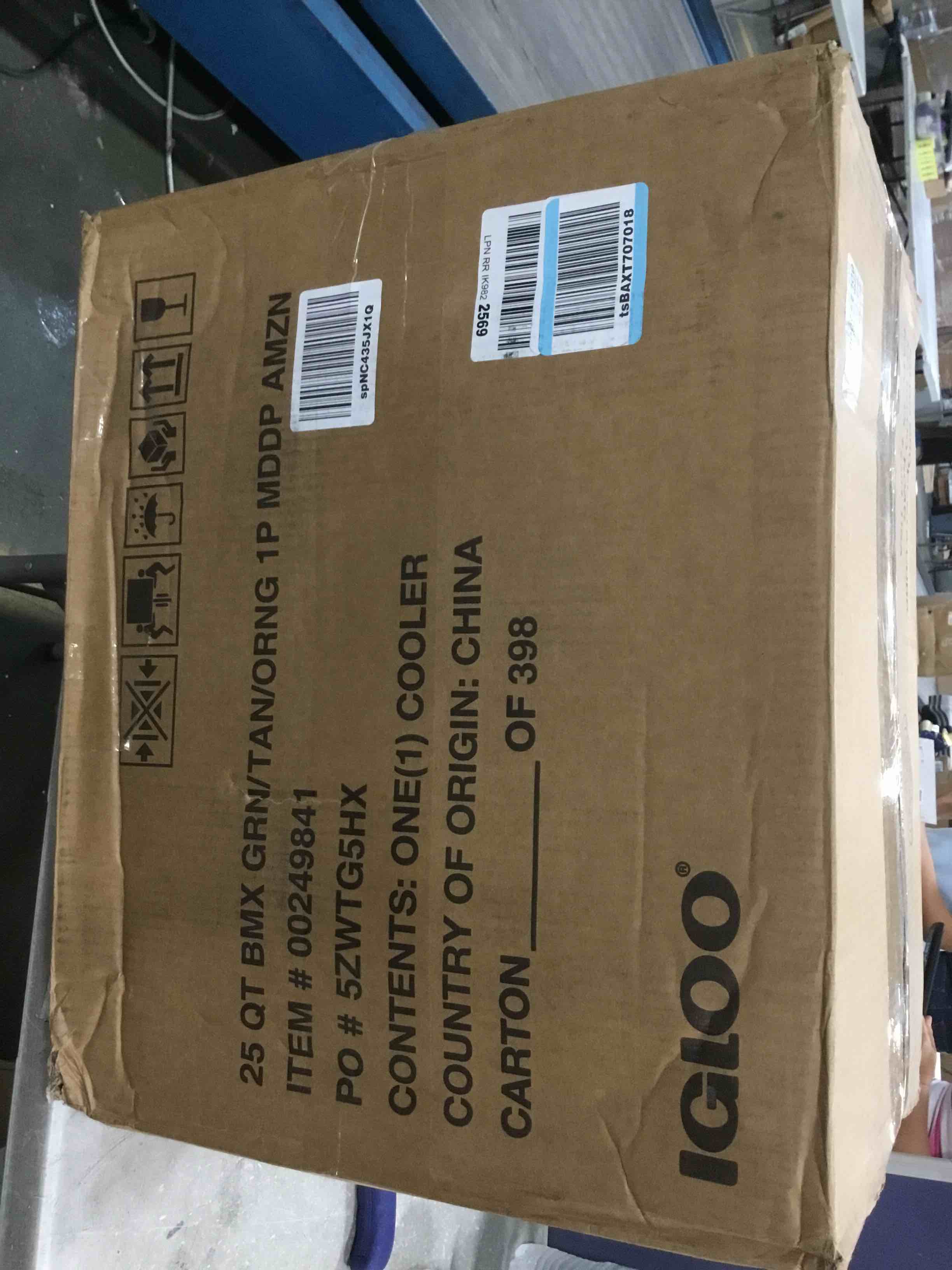 https://s3.amazonaws.com/lotting-images-prod/bidfta/RED6430144_1719627557091.jpeg