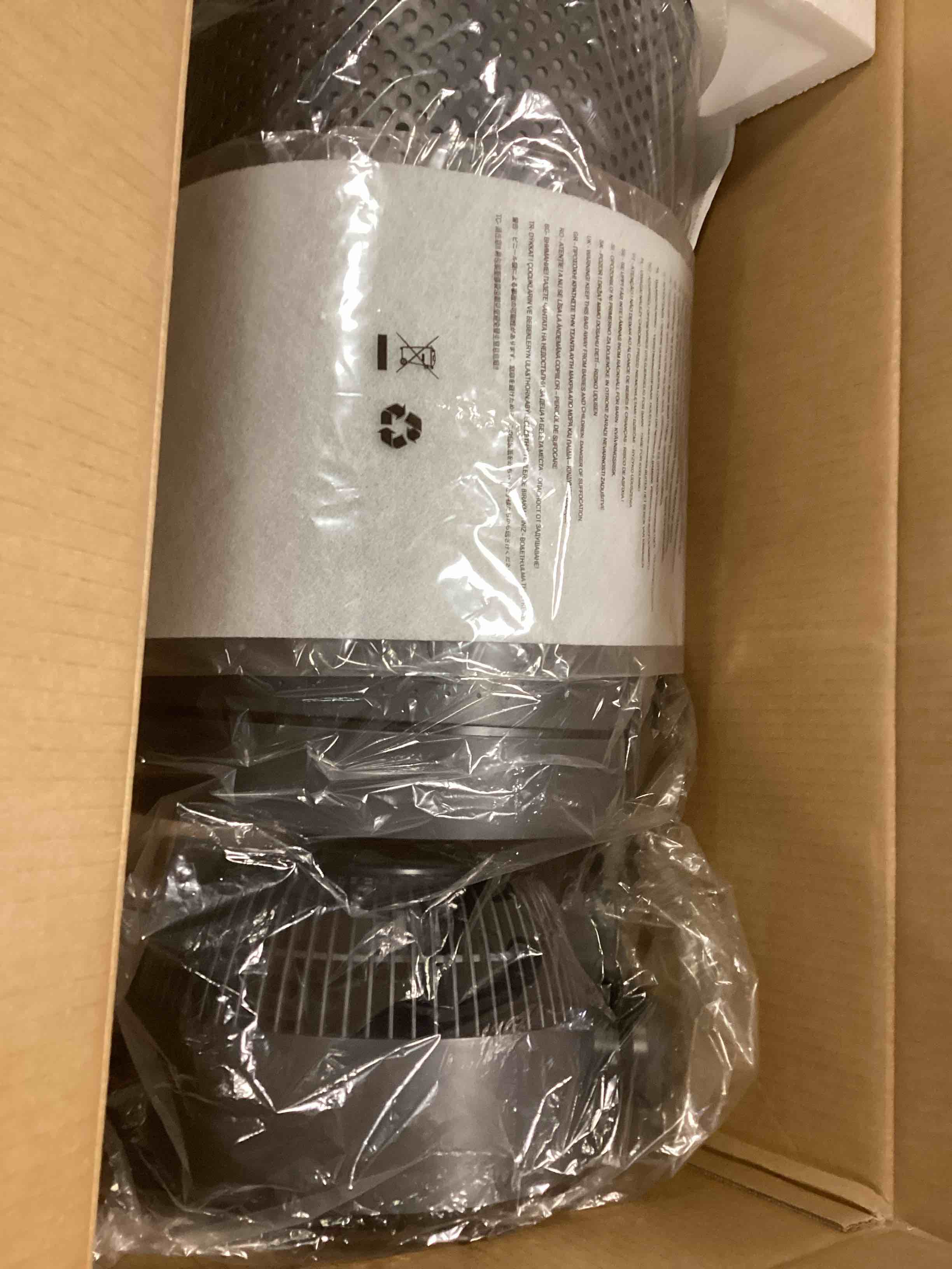 https://s3.amazonaws.com/lotting-images-prod/bidfta/RED6430406_1719859157622.jpeg