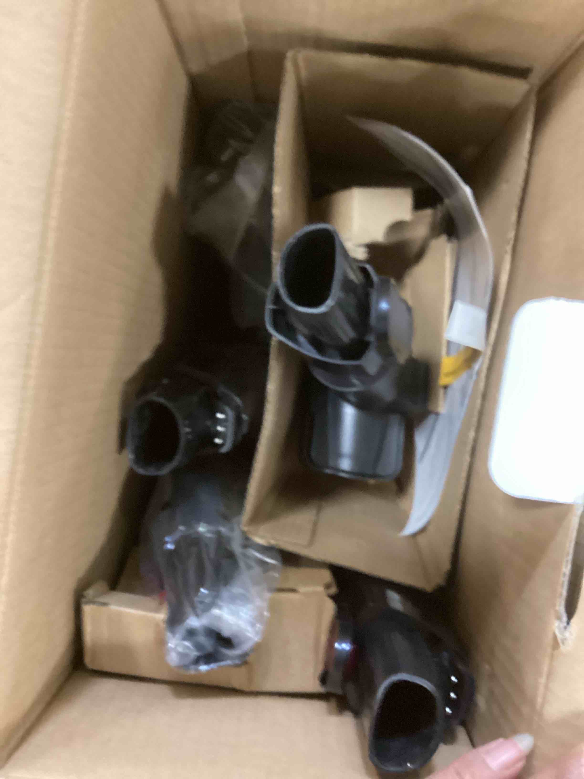 https://s3.amazonaws.com/lotting-images-prod/bidfta/RED6430408_1719859345686.jpeg