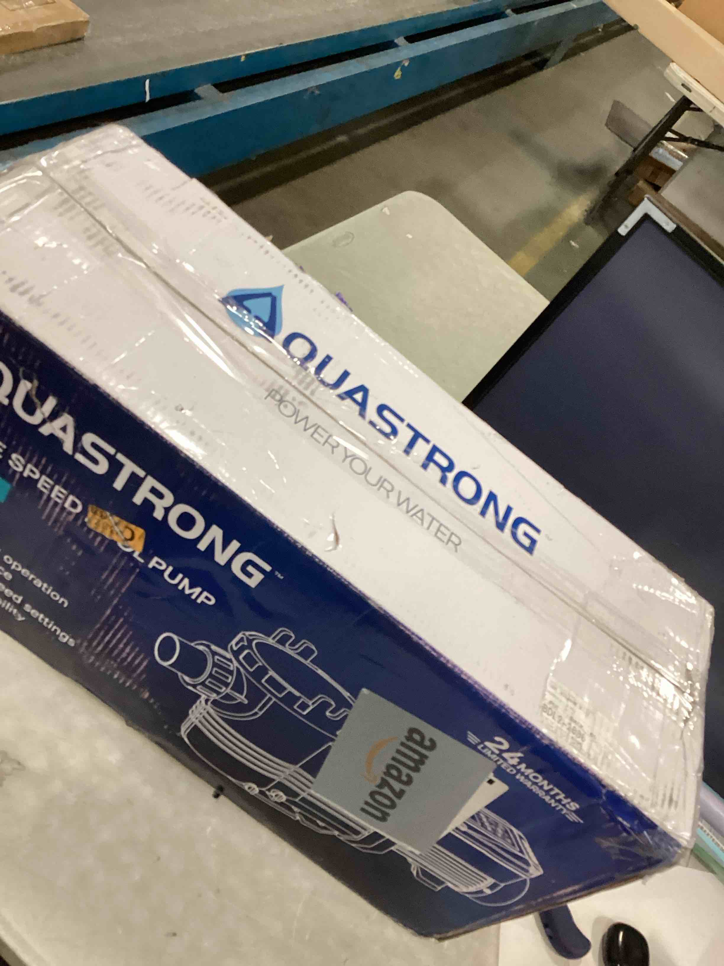https://s3.amazonaws.com/lotting-images-prod/bidfta/RED6431589_1719500071176.jpeg