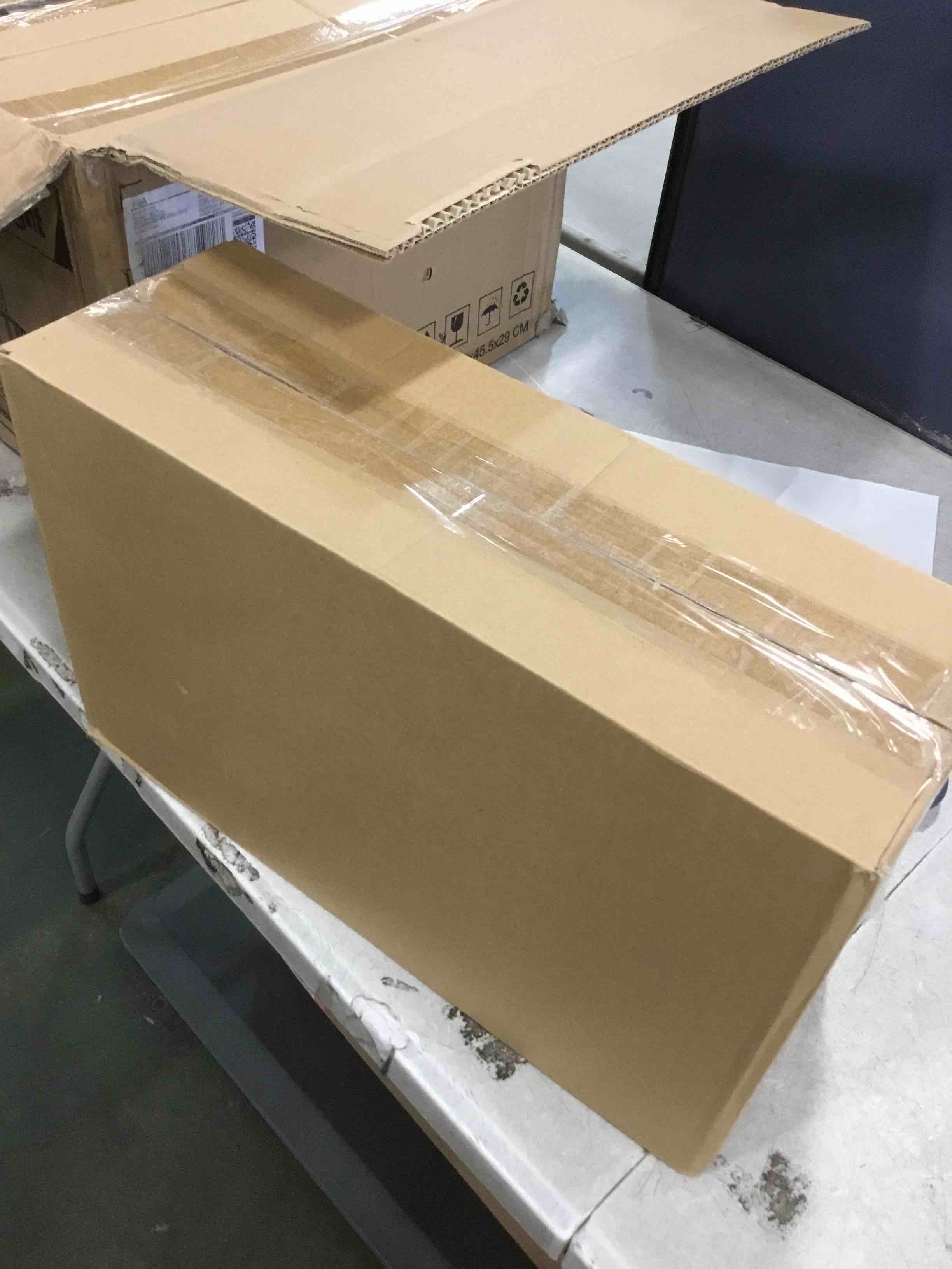 https://s3.amazonaws.com/lotting-images-prod/bidfta/RED6431719_1719518245460.jpeg