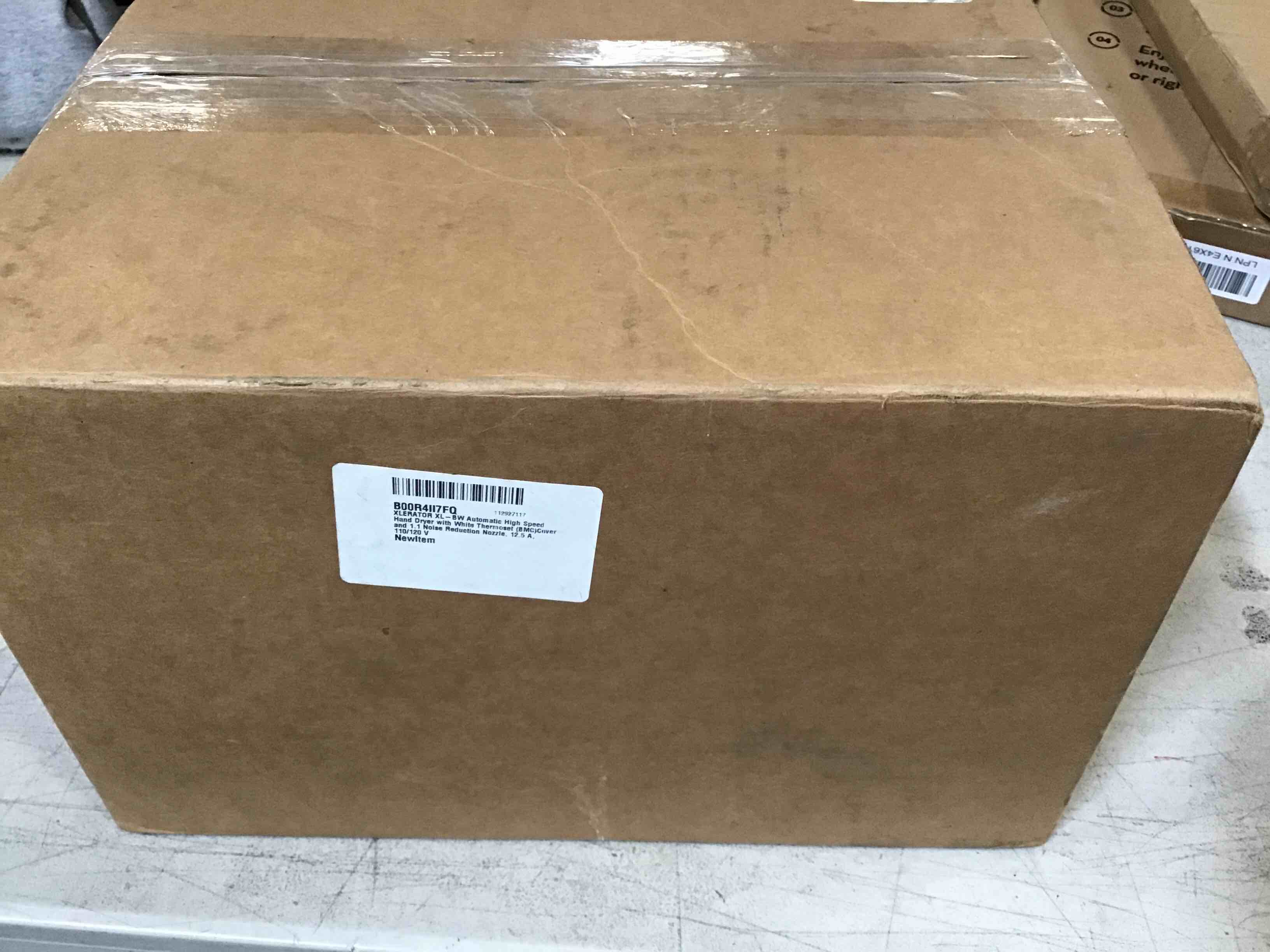 https://s3.amazonaws.com/lotting-images-prod/bidfta/RED6433454_1719949739349.jpeg