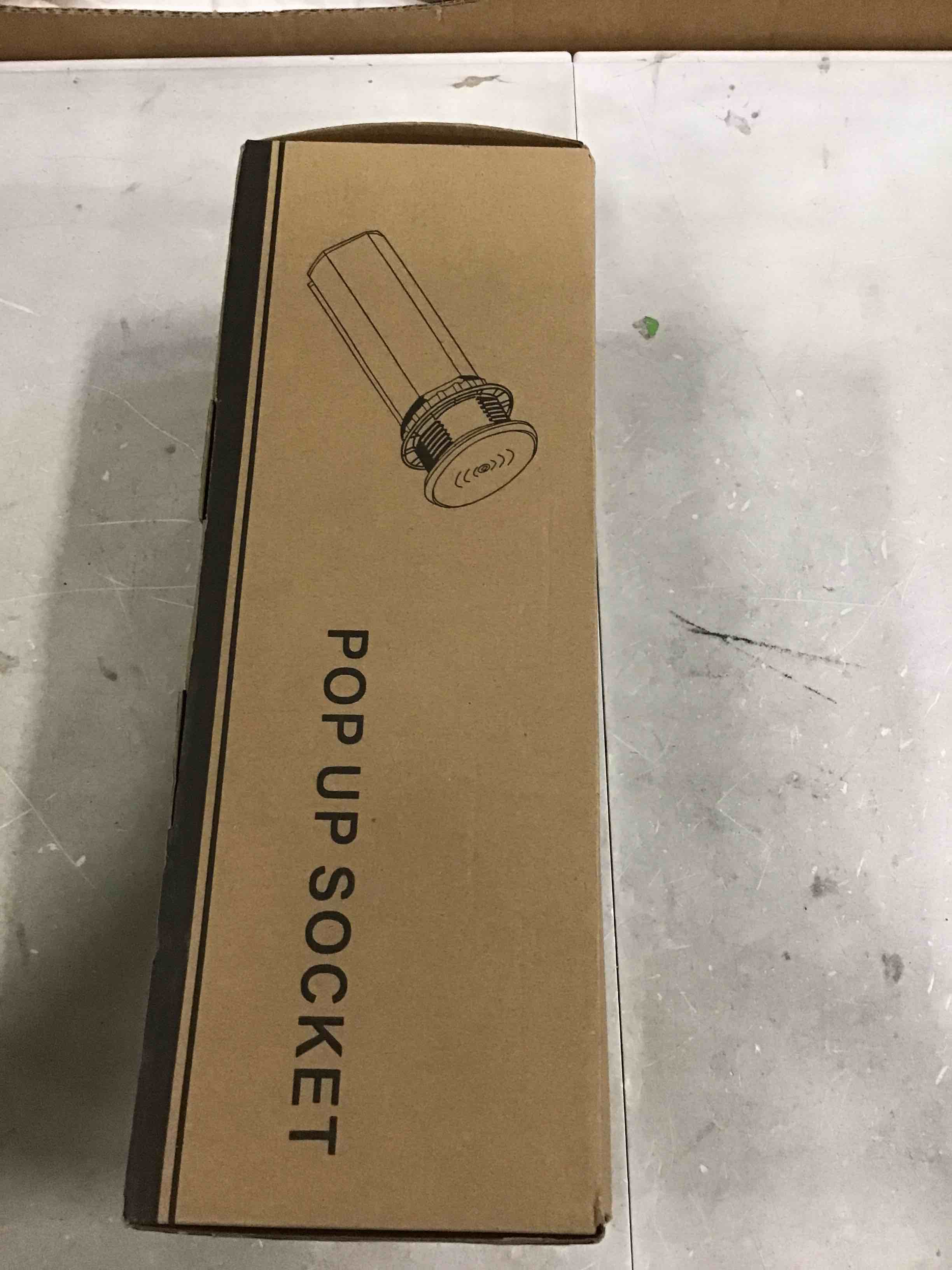 https://s3.amazonaws.com/lotting-images-prod/bidfta/RED6434186_1719407280192.jpeg