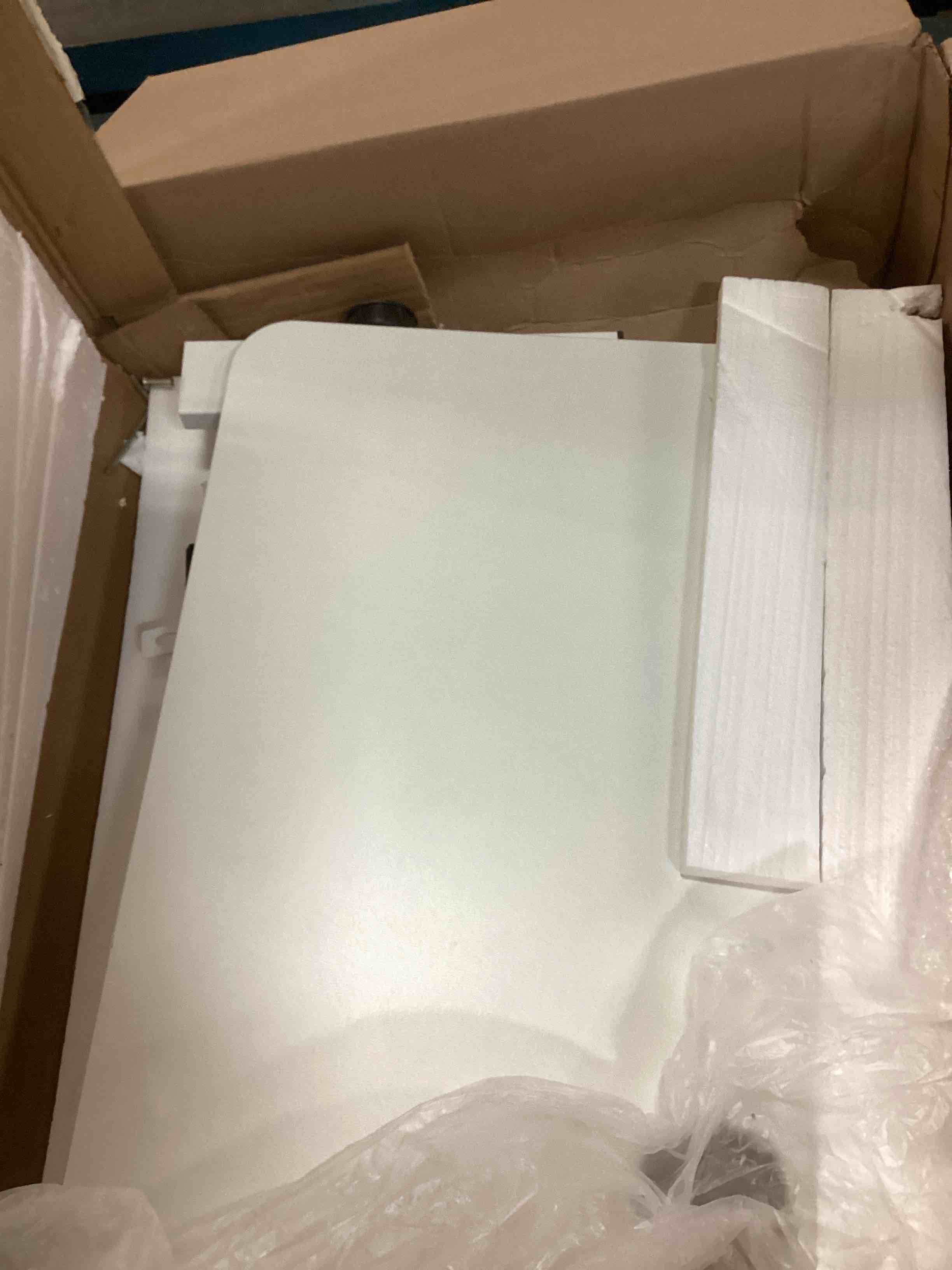 https://s3.amazonaws.com/lotting-images-prod/bidfta/RED6435451_1719352944431.jpeg