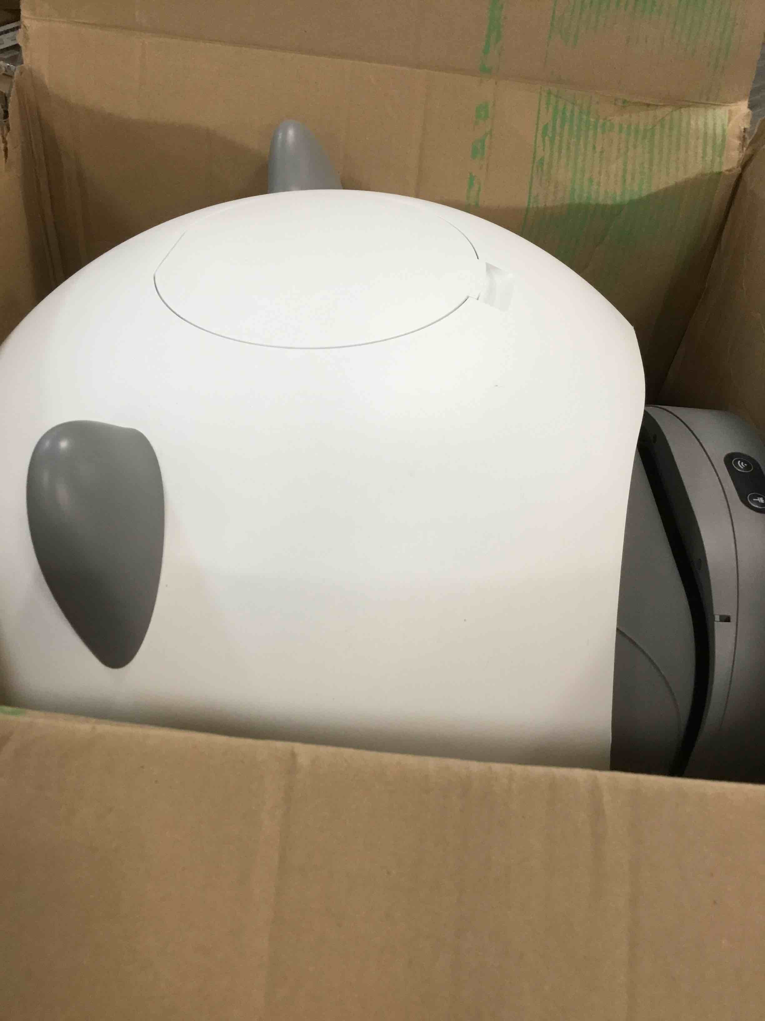 https://s3.amazonaws.com/lotting-images-prod/bidfta/RED6435575_1719418140816.jpeg