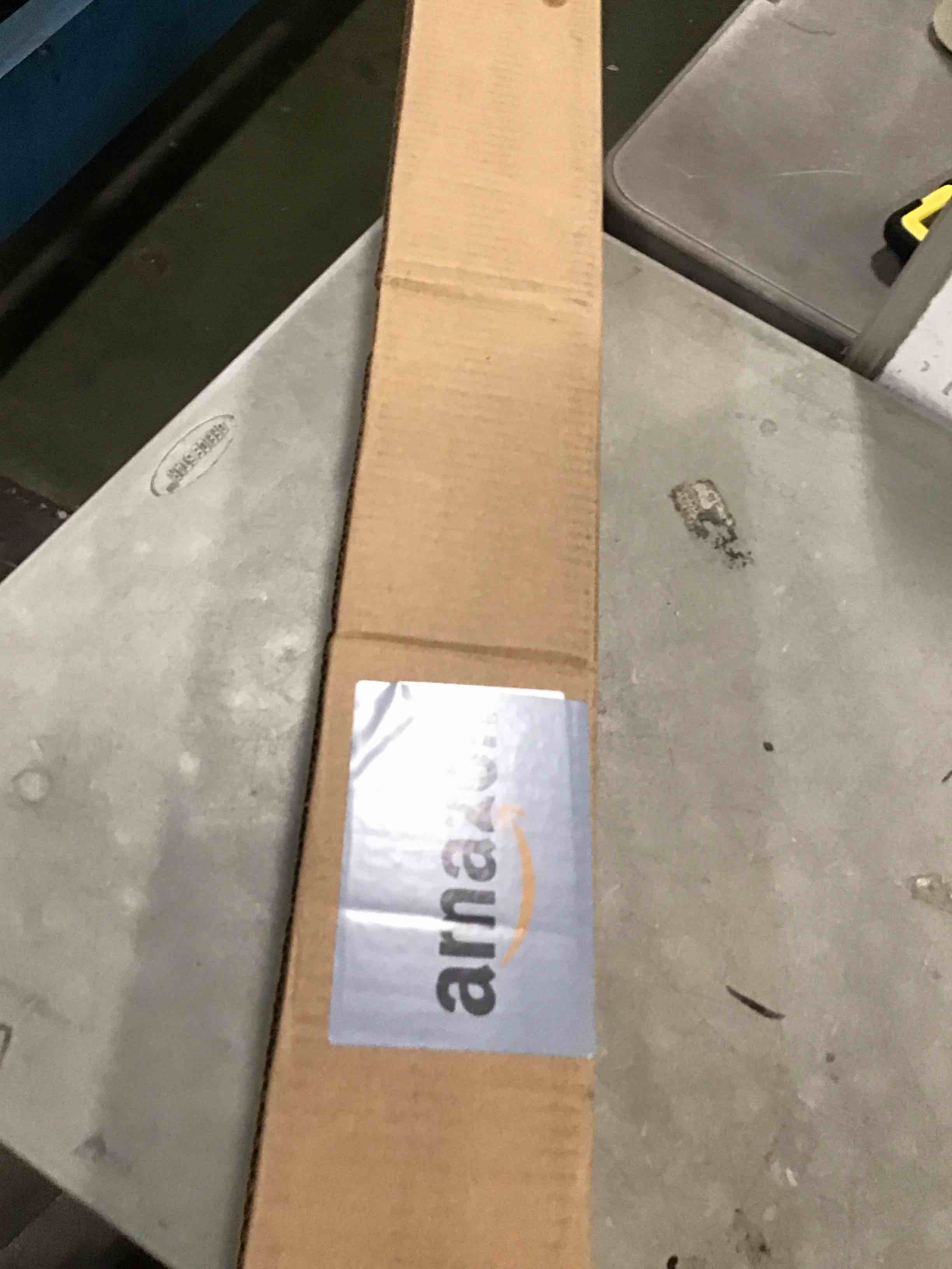 https://s3.amazonaws.com/lotting-images-prod/bidfta/RED6435600_1719422963745.jpeg