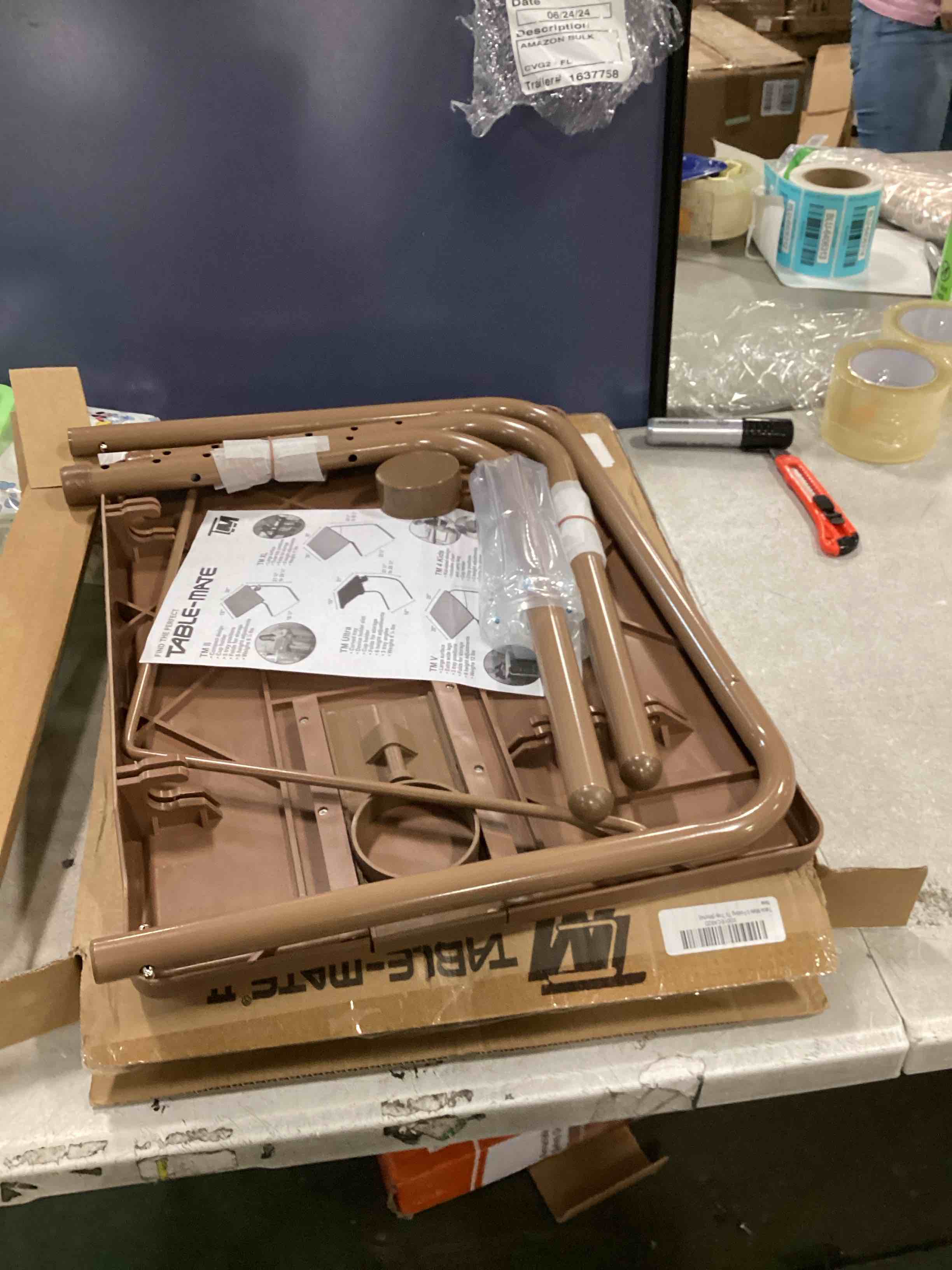 https://s3.amazonaws.com/lotting-images-prod/bidfta/RED6436143_1719627996265.jpeg