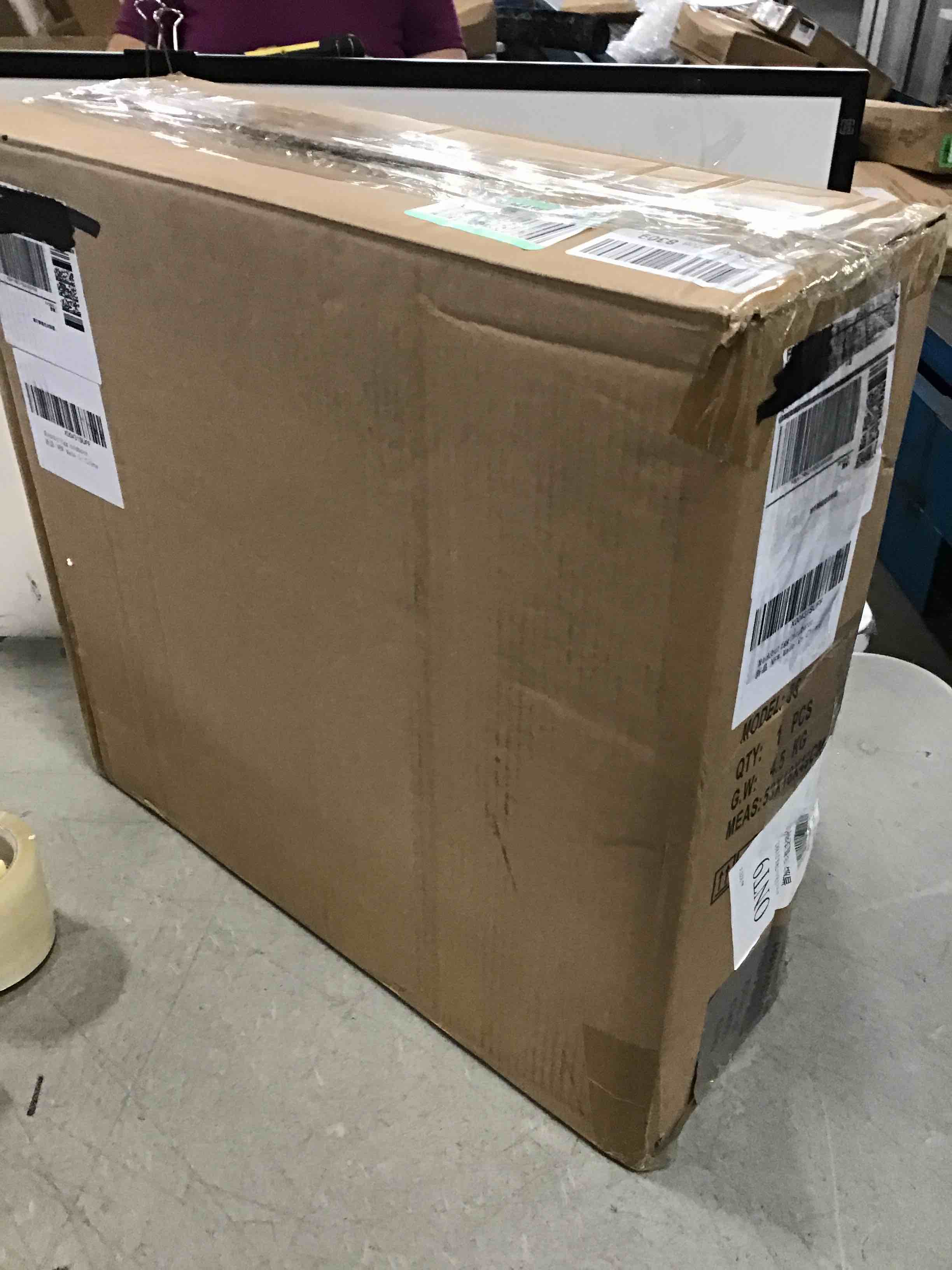 https://s3.amazonaws.com/lotting-images-prod/bidfta/RED6436619_1720439201644.jpeg