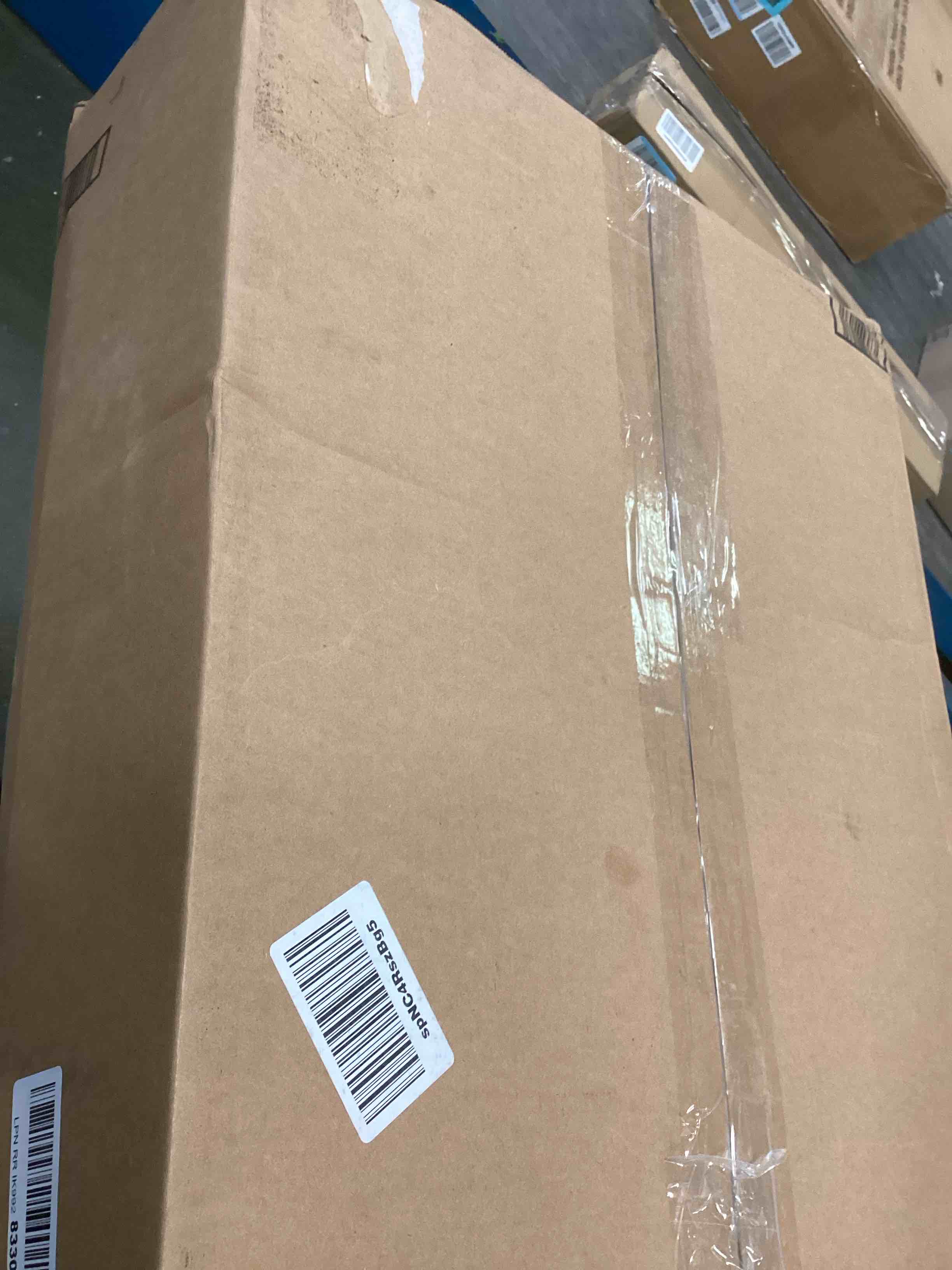 https://s3.amazonaws.com/lotting-images-prod/bidfta/RED6438464_1719582394536.jpeg