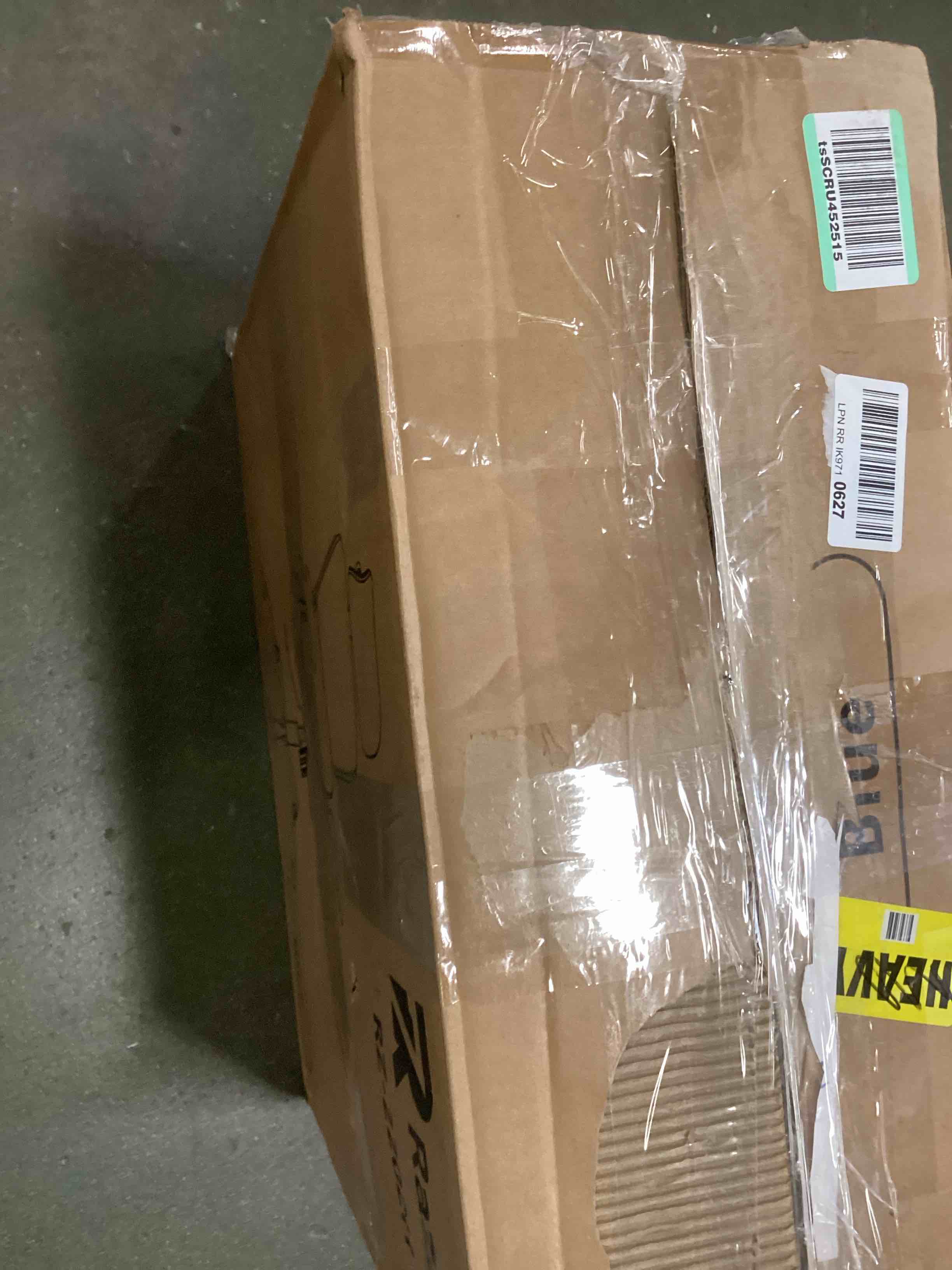 https://s3.amazonaws.com/lotting-images-prod/bidfta/RED6438511_1719589167744.jpeg