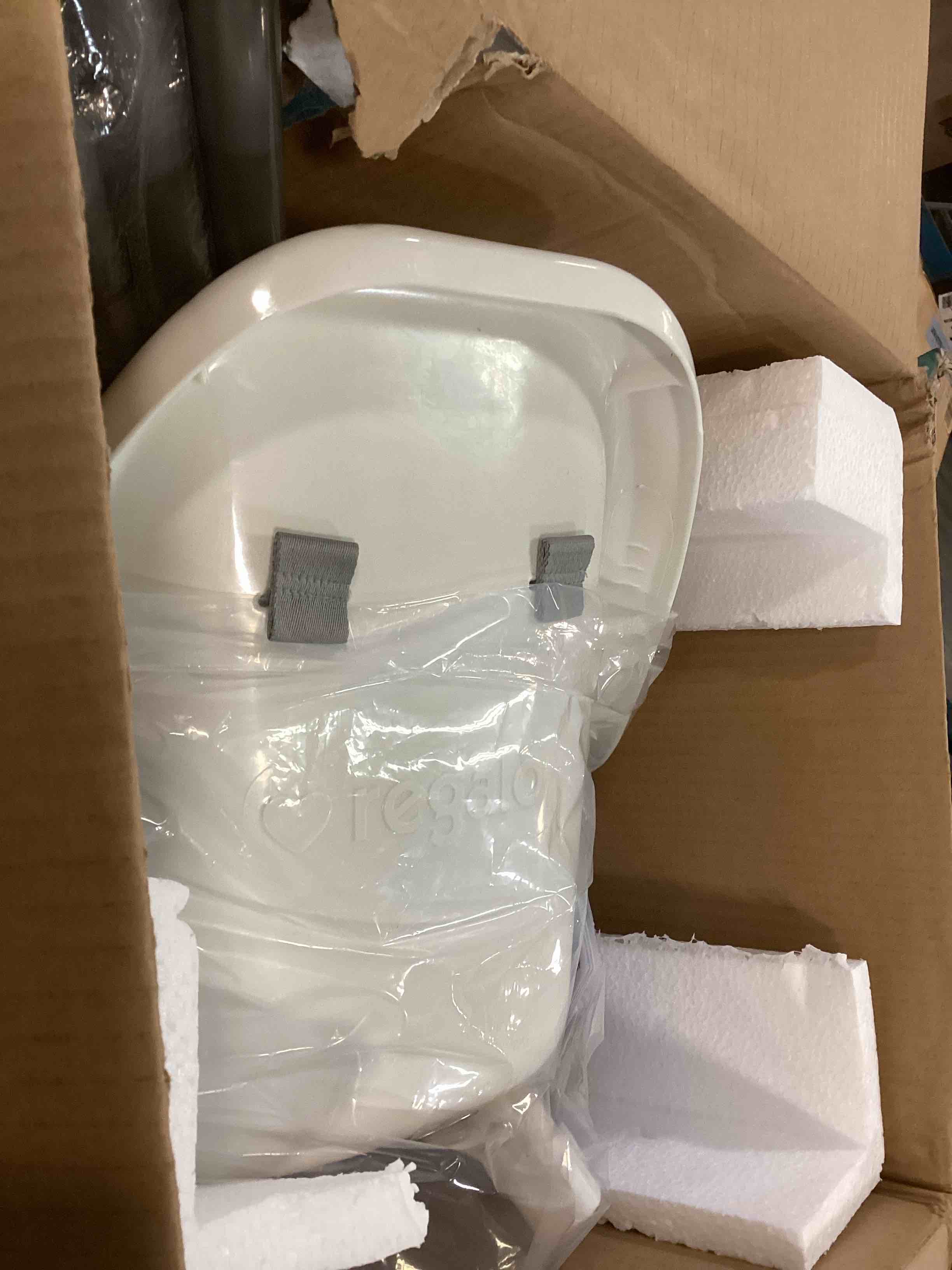 https://s3.amazonaws.com/lotting-images-prod/bidfta/RED6439011_1719933282313.jpeg