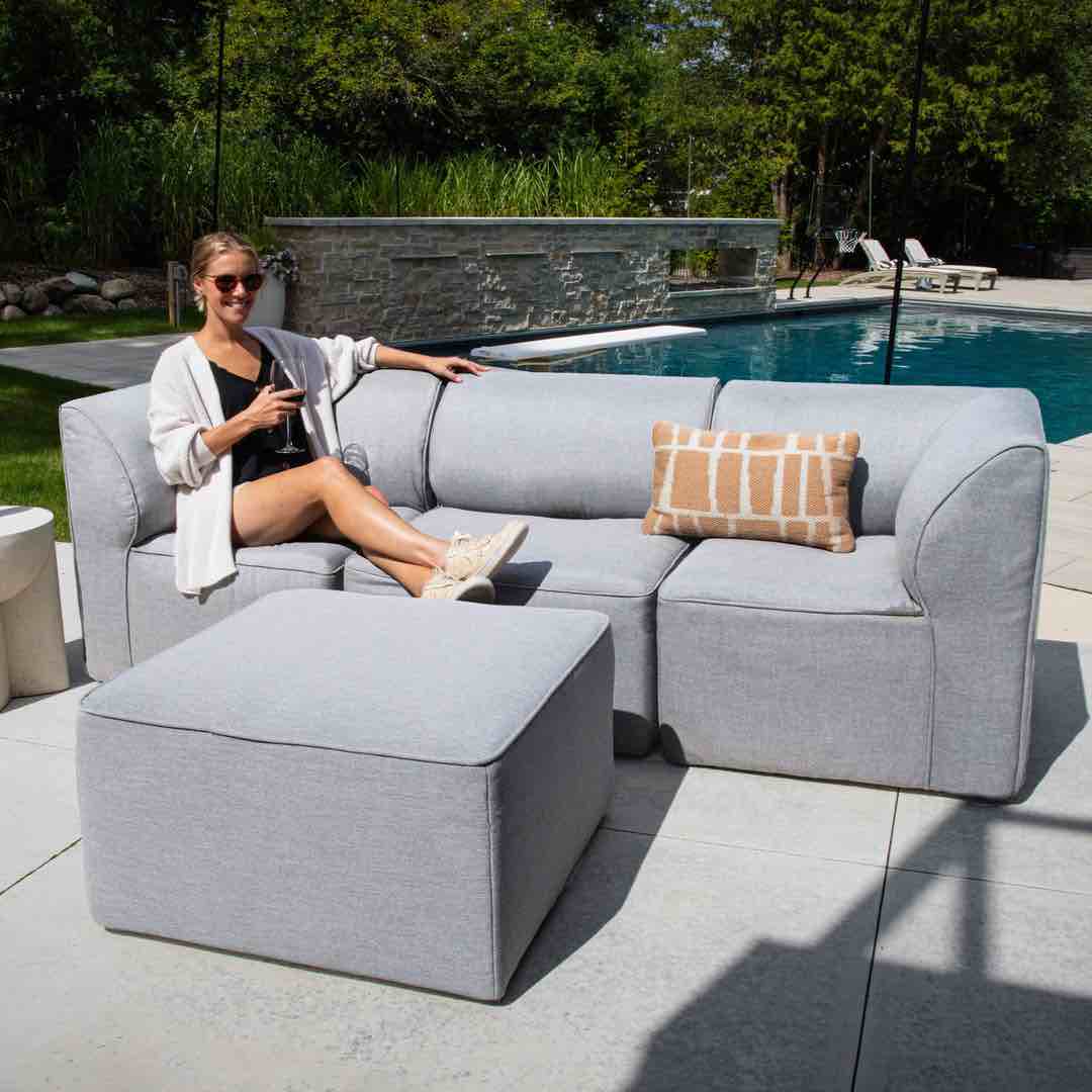Big Joe® Outdoor Furniture 4pc Patio Sectional ( Incomplete)