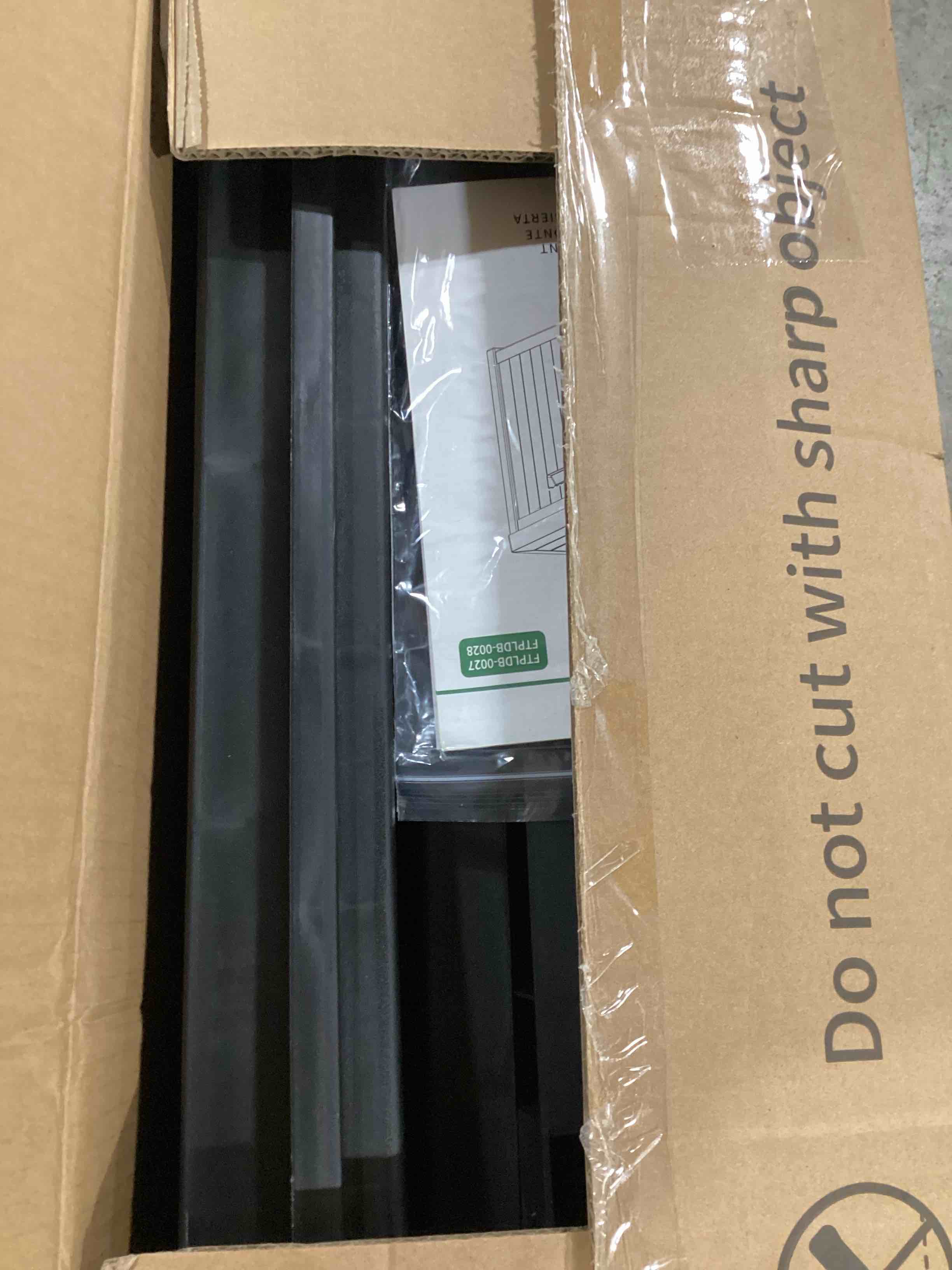 https://s3.amazonaws.com/lotting-images-prod/bidfta/RED6441591_1717687634297.jpeg