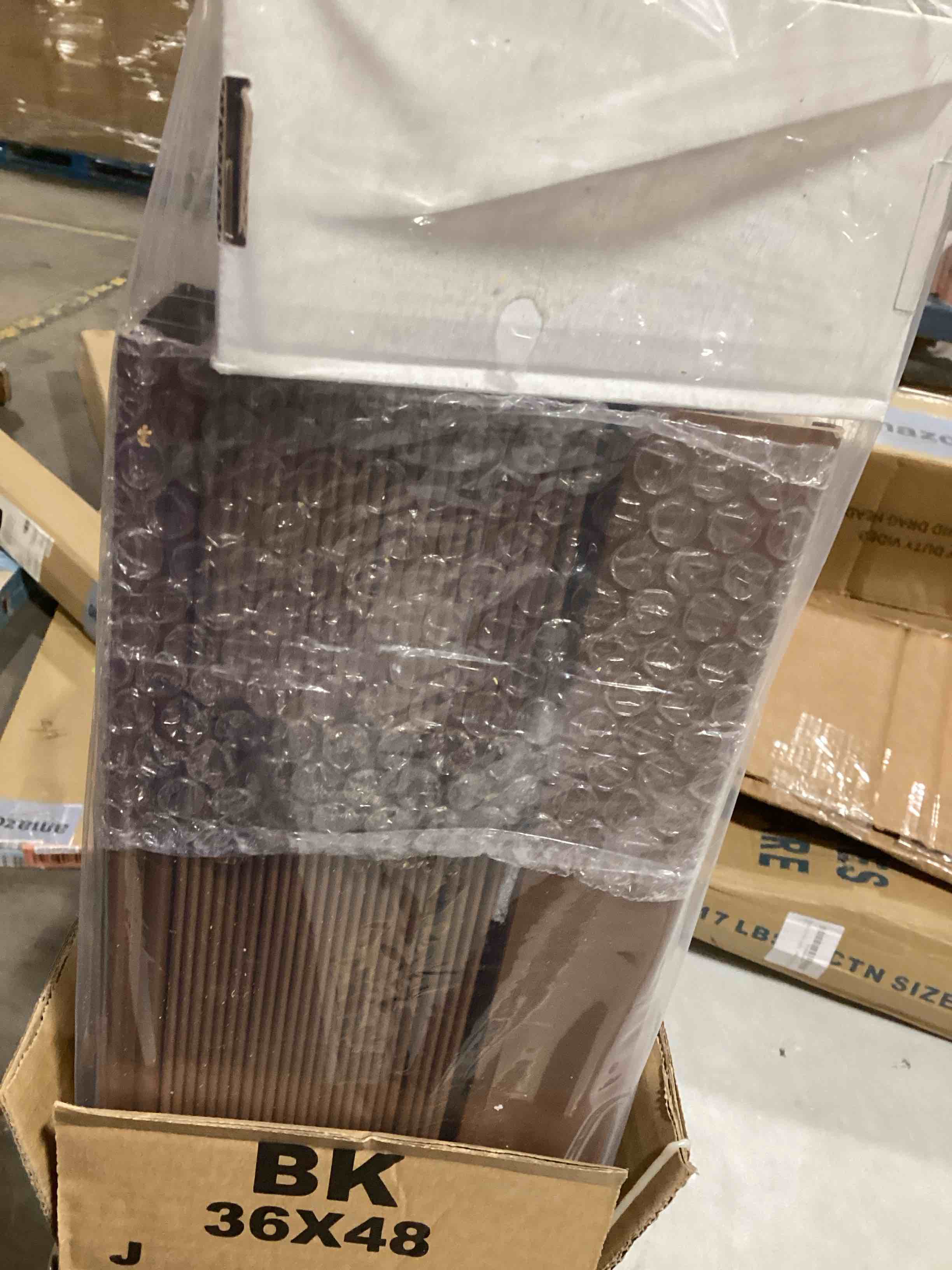 https://s3.amazonaws.com/lotting-images-prod/bidfta/RED6442043_1718282046310.jpeg