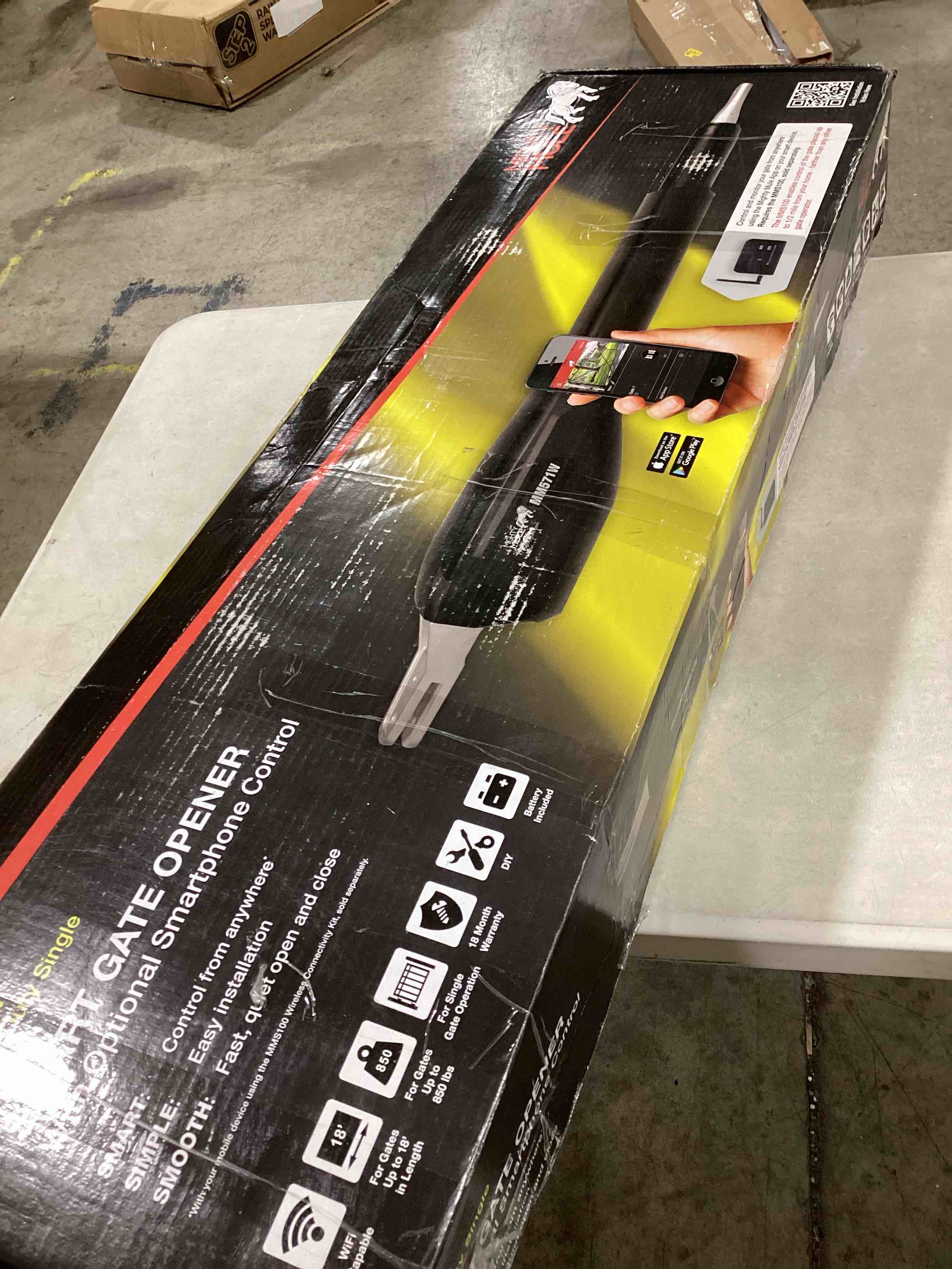 https://s3.amazonaws.com/lotting-images-prod/bidfta/RED6442331_1718626548504.jpeg