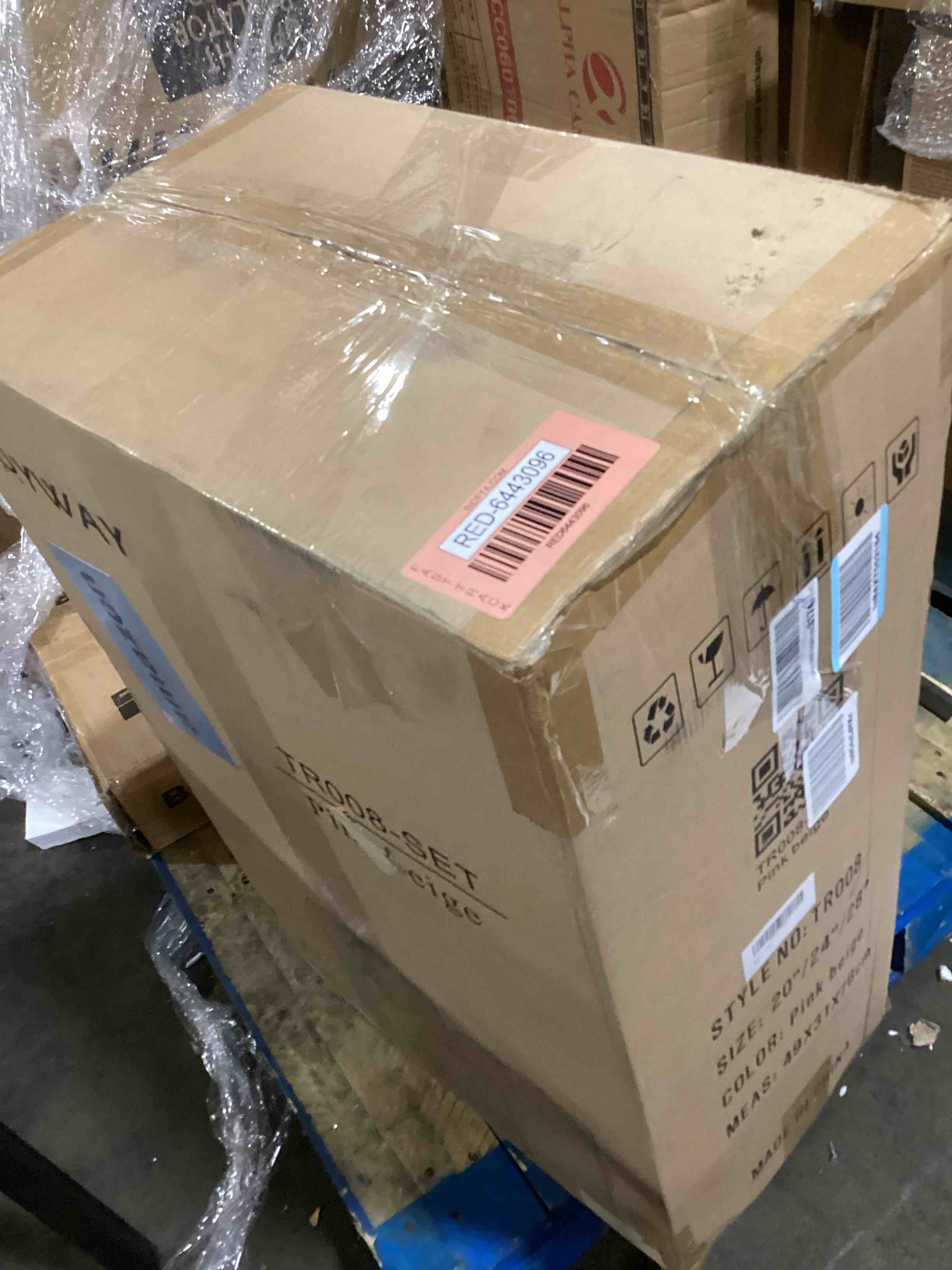 https://s3.amazonaws.com/lotting-images-prod/bidfta/RED6443096_1718210279853.jpeg