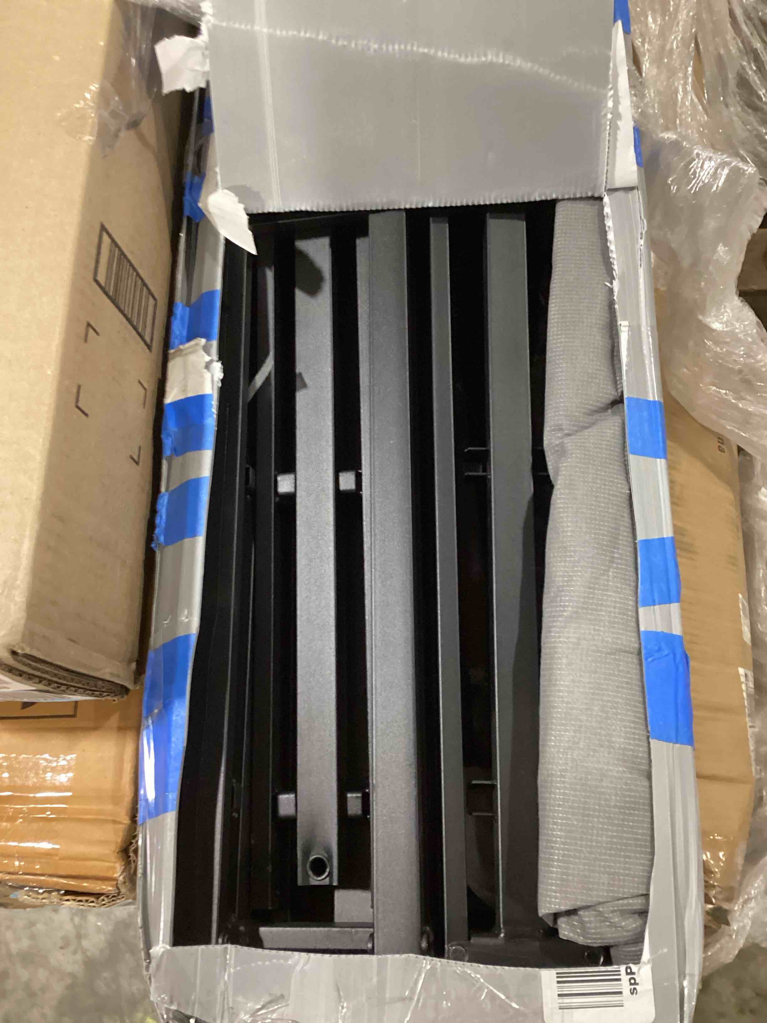 https://s3.amazonaws.com/lotting-images-prod/bidfta/RED6443804_1718715377410.jpeg