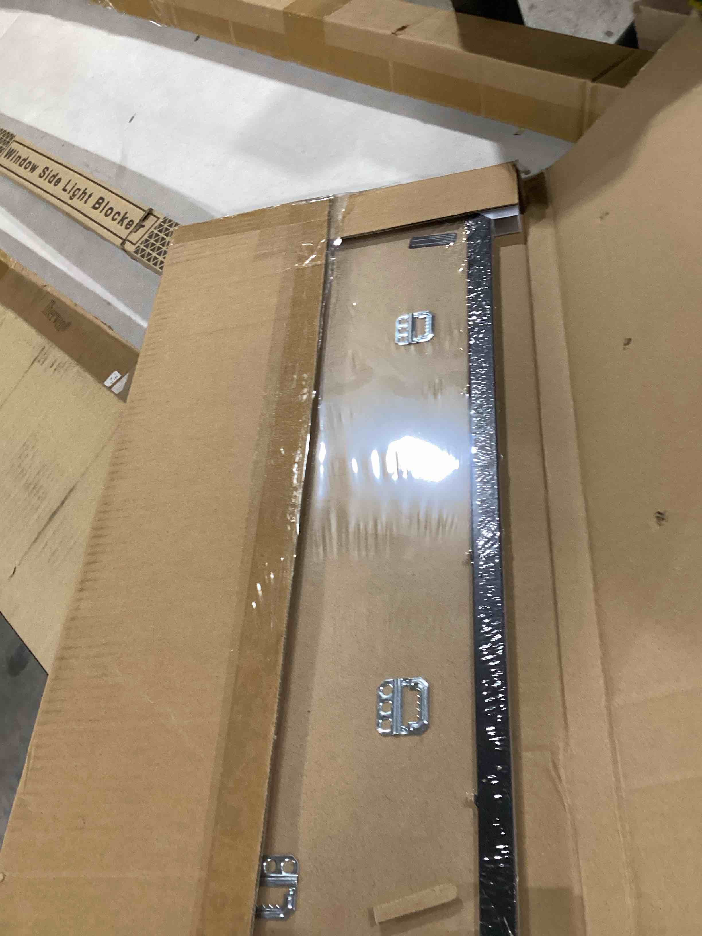 https://s3.amazonaws.com/lotting-images-prod/bidfta/RED6443816_1718716563779.jpeg