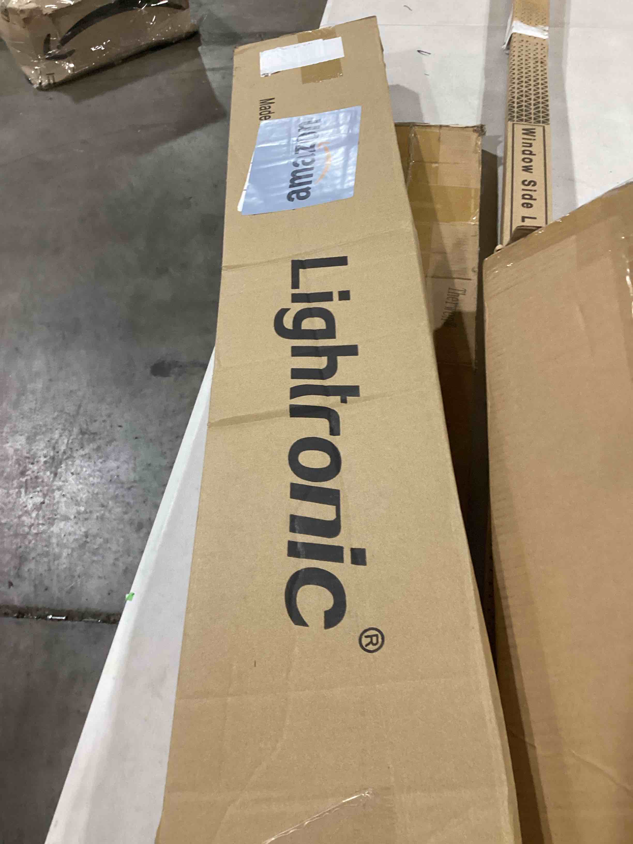 https://s3.amazonaws.com/lotting-images-prod/bidfta/RED6443816_1718716655461.jpeg
