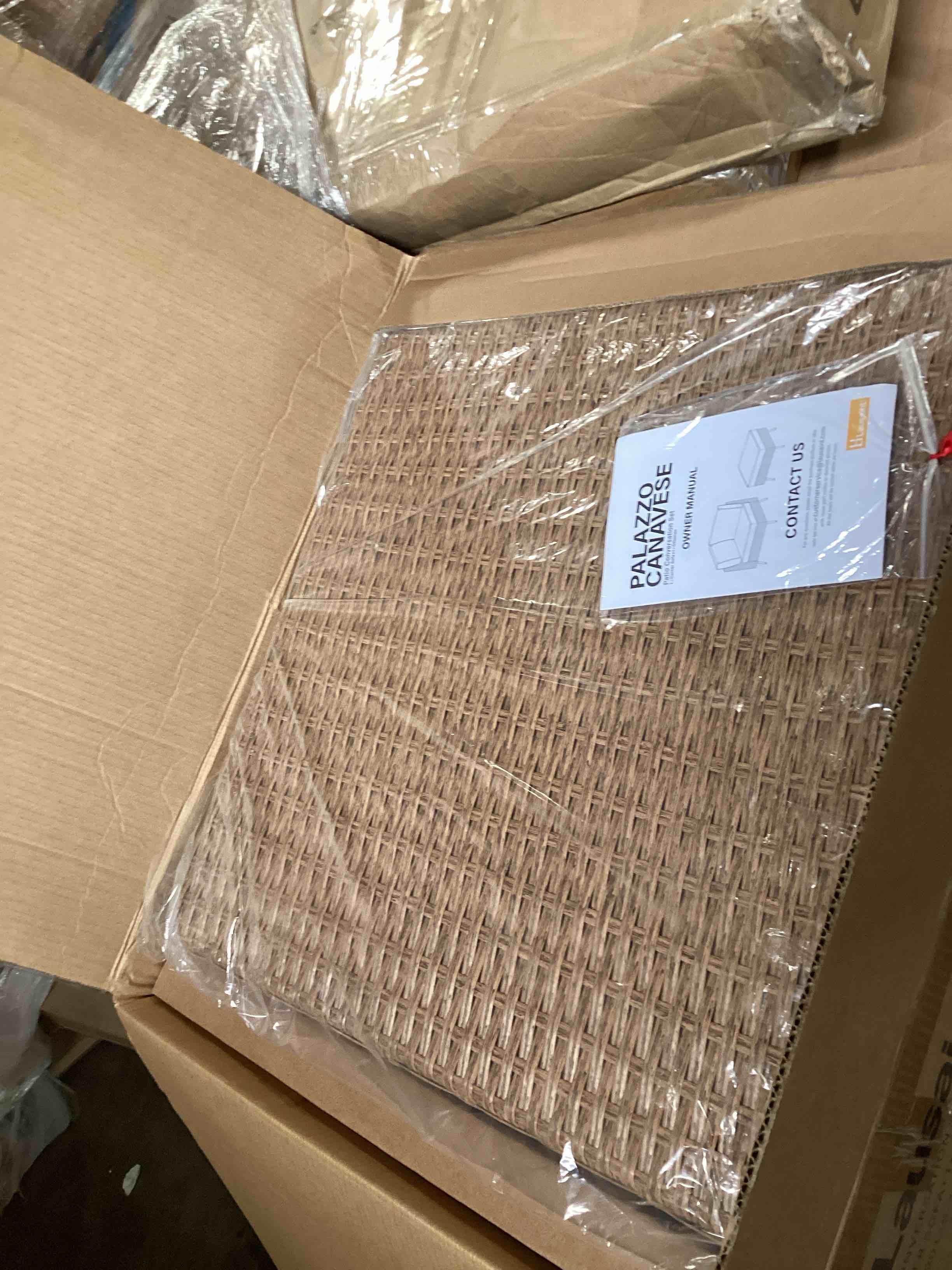 https://s3.amazonaws.com/lotting-images-prod/bidfta/RED6444024_1718905200363.jpeg