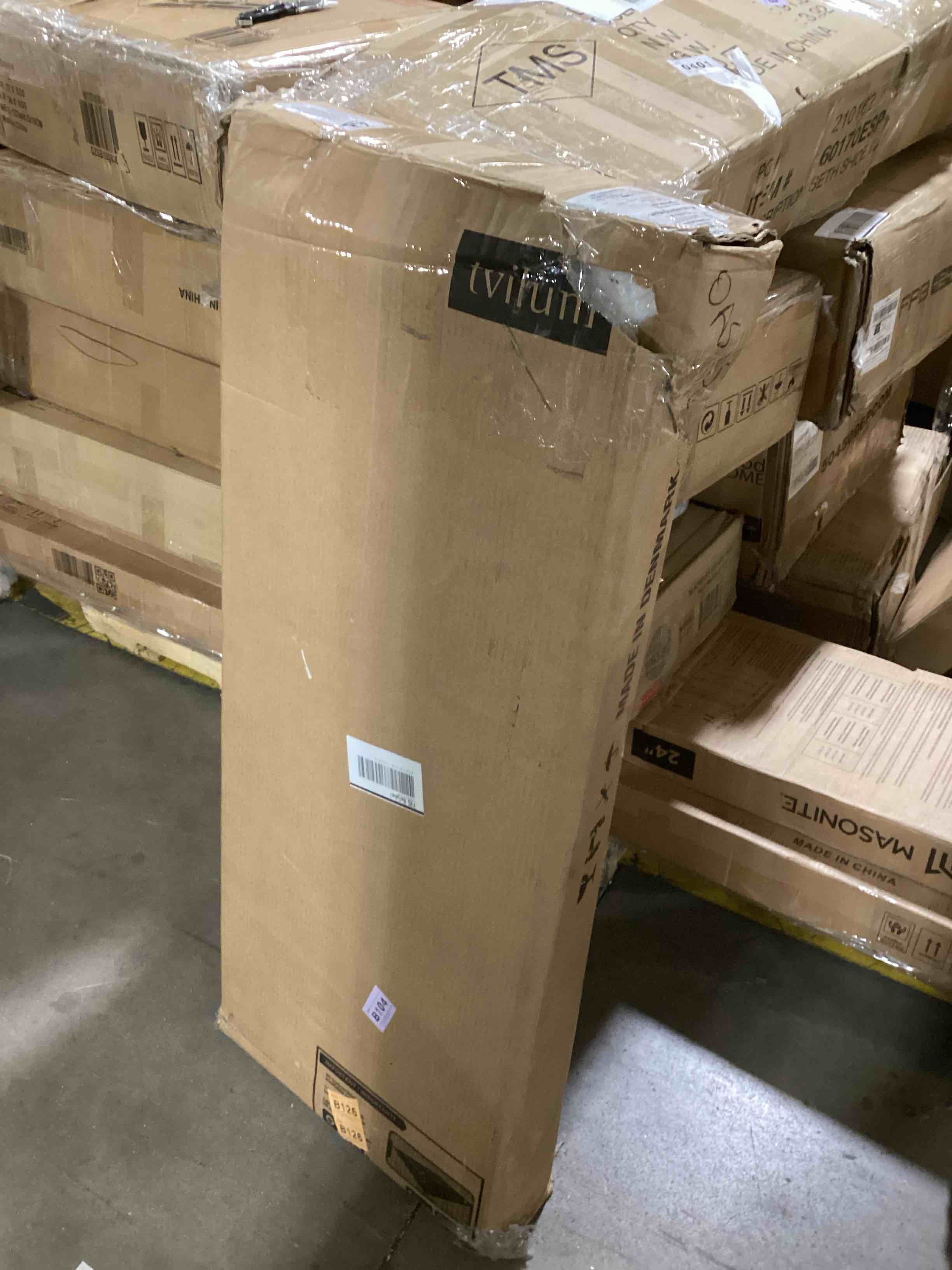 https://s3.amazonaws.com/lotting-images-prod/bidfta/RED6444625_1717678201696.jpeg