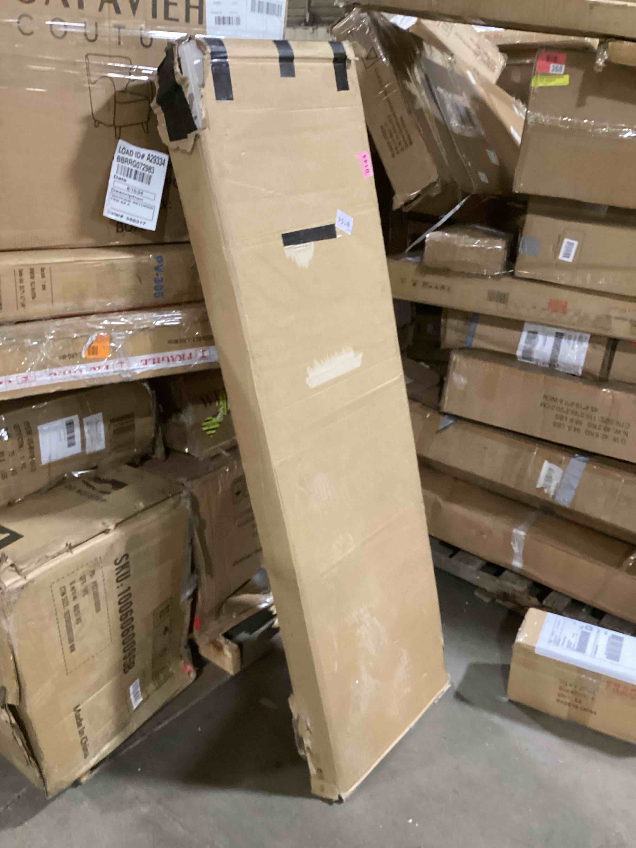 https://s3.amazonaws.com/lotting-images-prod/bidfta/RED6445123_1718306823117.jpeg