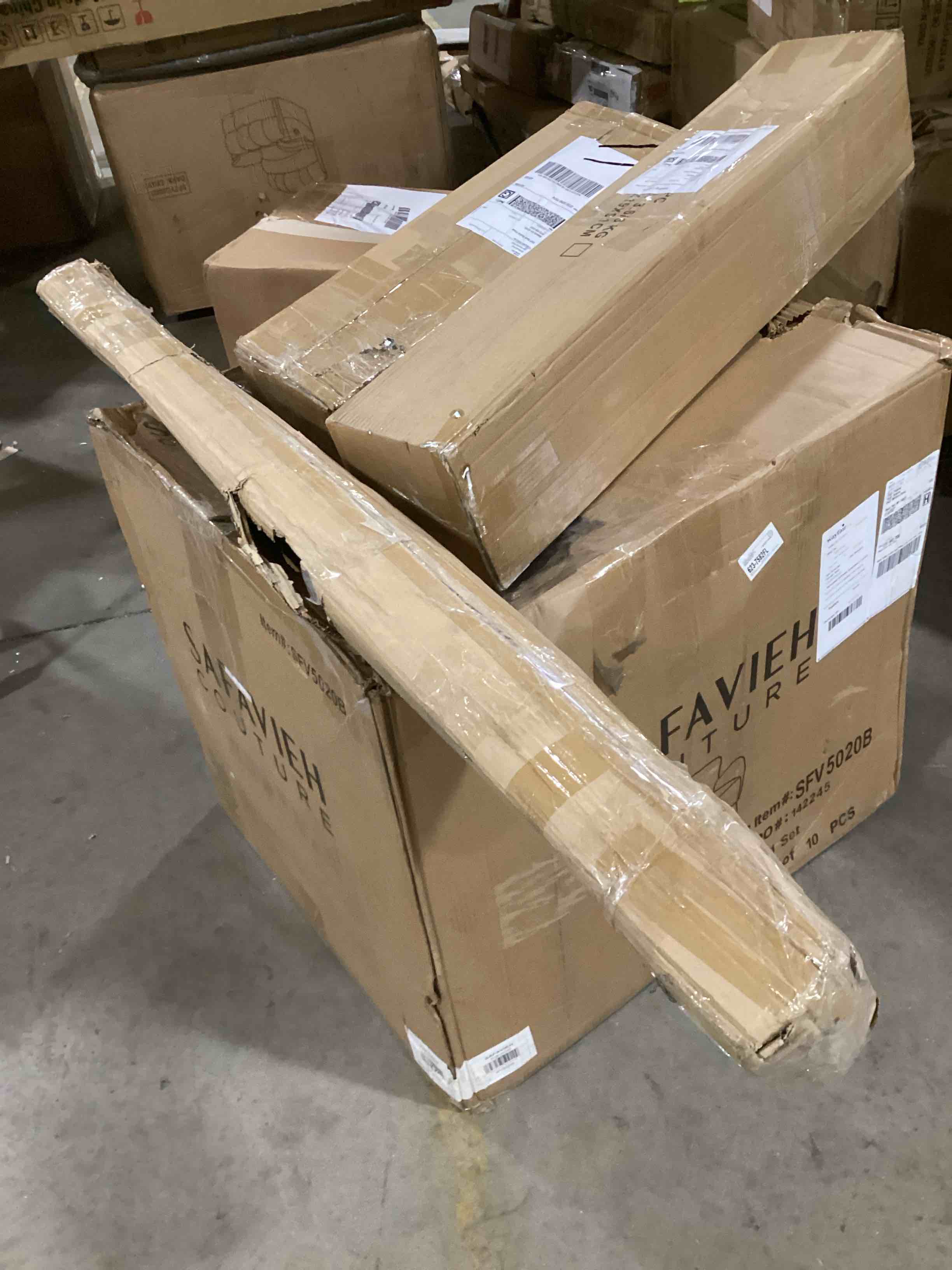 https://s3.amazonaws.com/lotting-images-prod/bidfta/RED6445126_1718307982143.jpeg