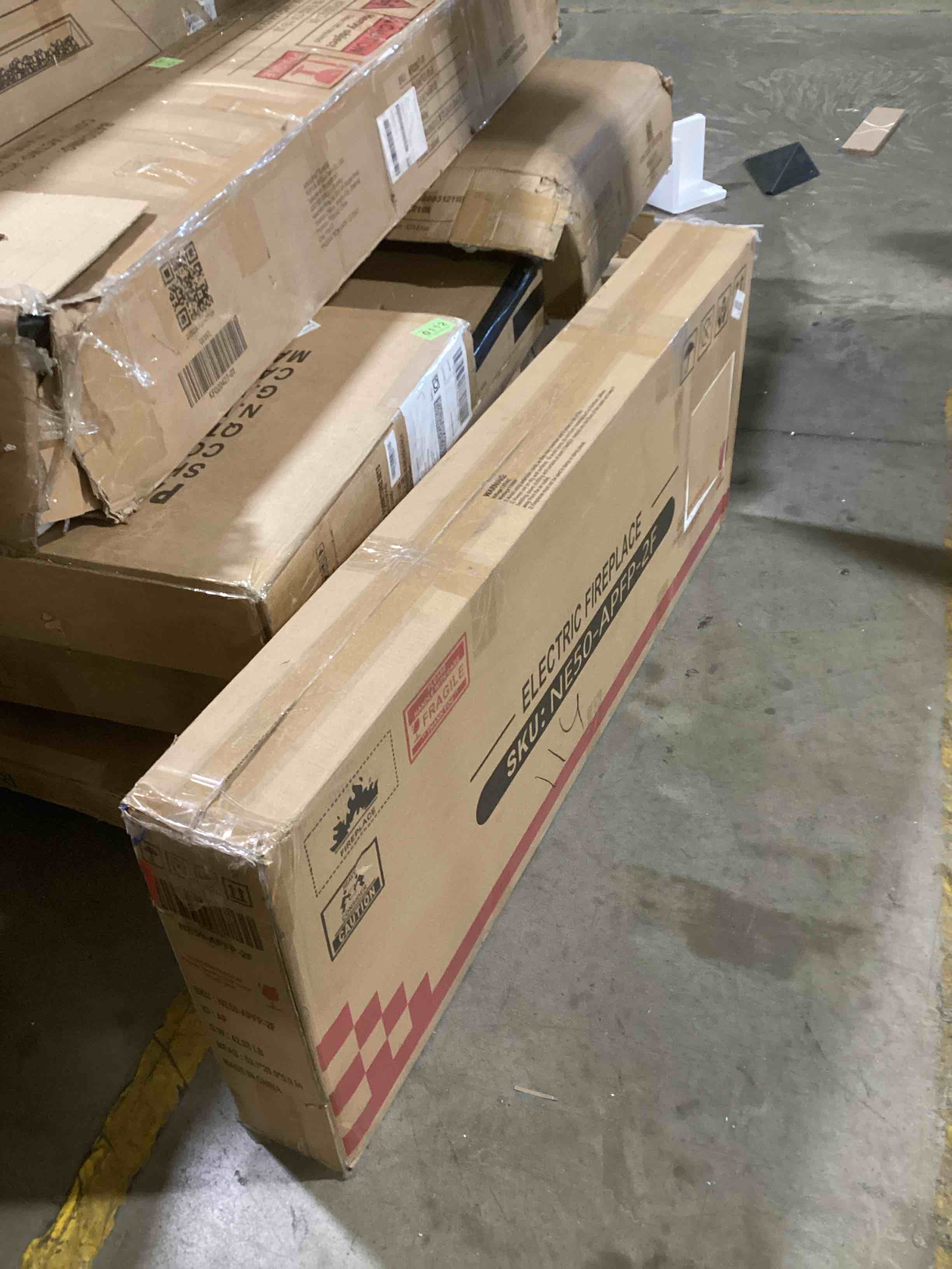 https://s3.amazonaws.com/lotting-images-prod/bidfta/RED6445283_1718626328924.jpeg