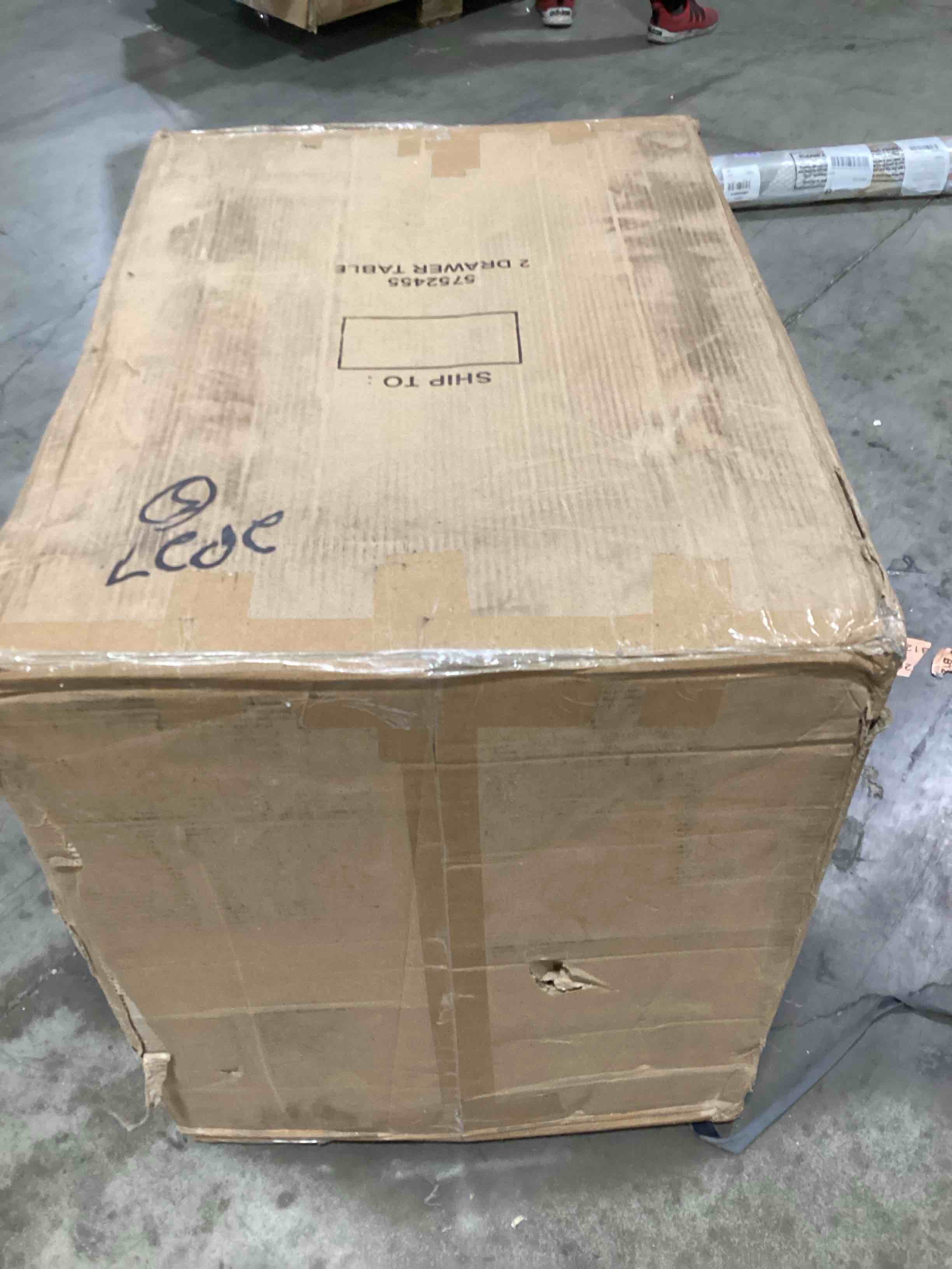 https://s3.amazonaws.com/lotting-images-prod/bidfta/RED6446076_1719513957694.jpeg