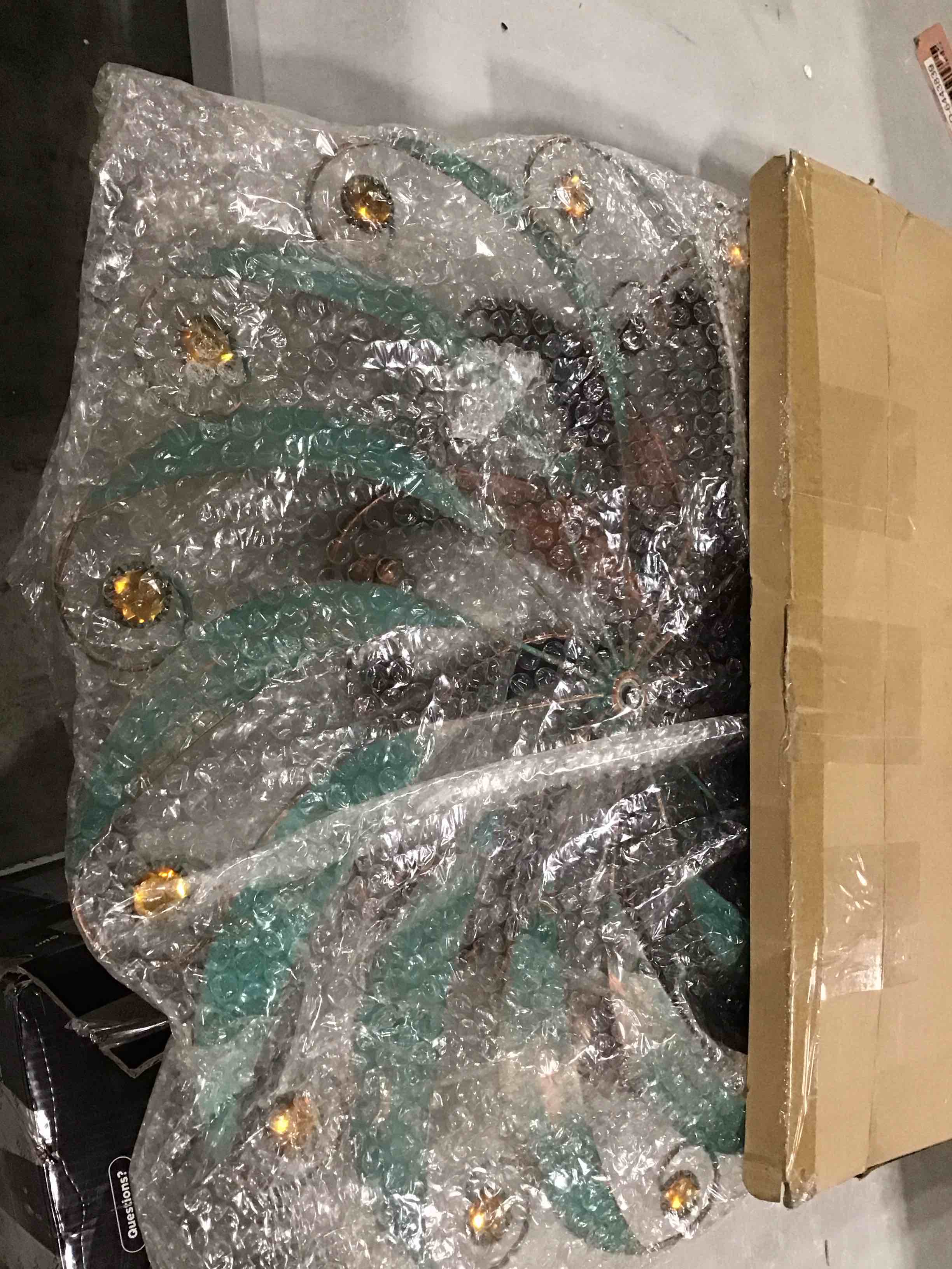 https://s3.amazonaws.com/lotting-images-prod/bidfta/RED6446325_1719856427420.jpeg