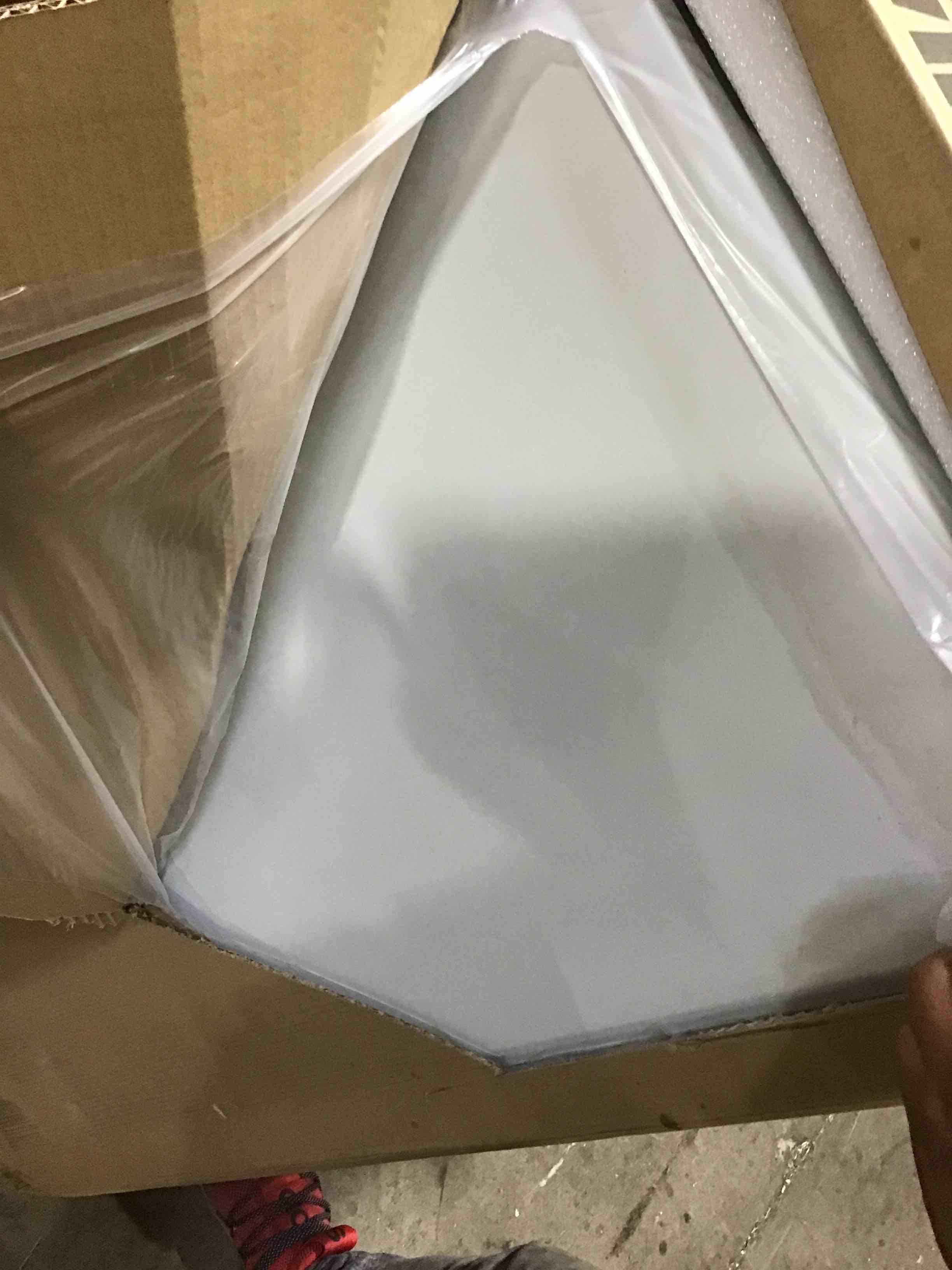 https://s3.amazonaws.com/lotting-images-prod/bidfta/RED6446806_1720207178870.jpeg