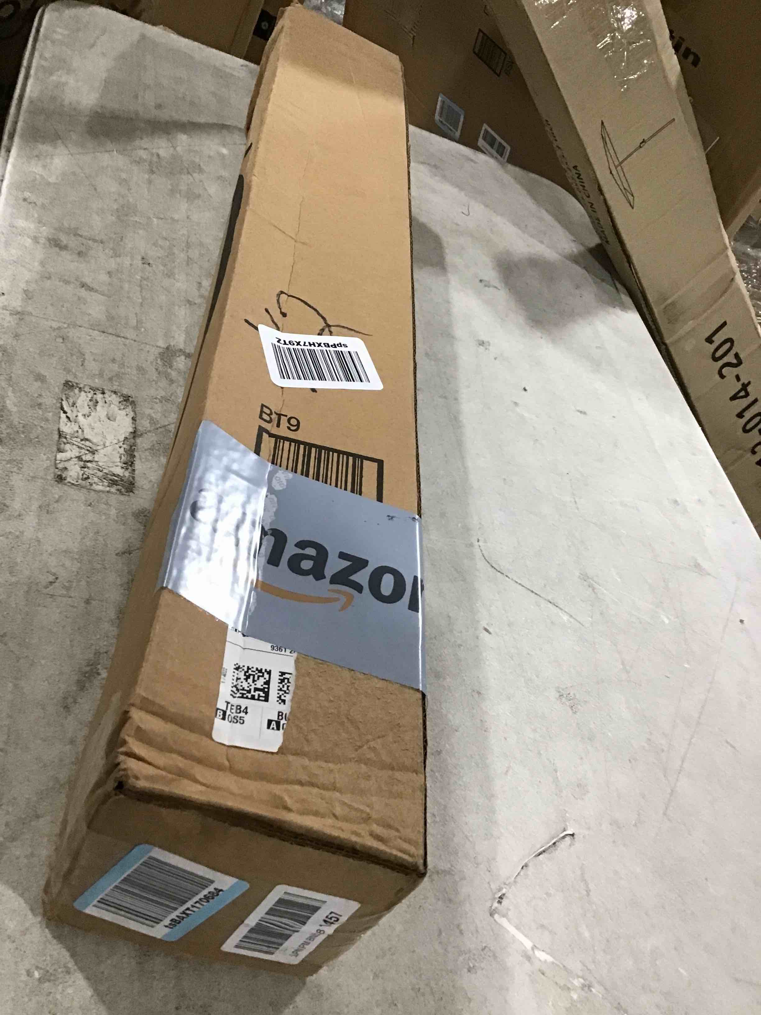 https://s3.amazonaws.com/lotting-images-prod/bidfta/RED6447223_1723551228801.jpeg